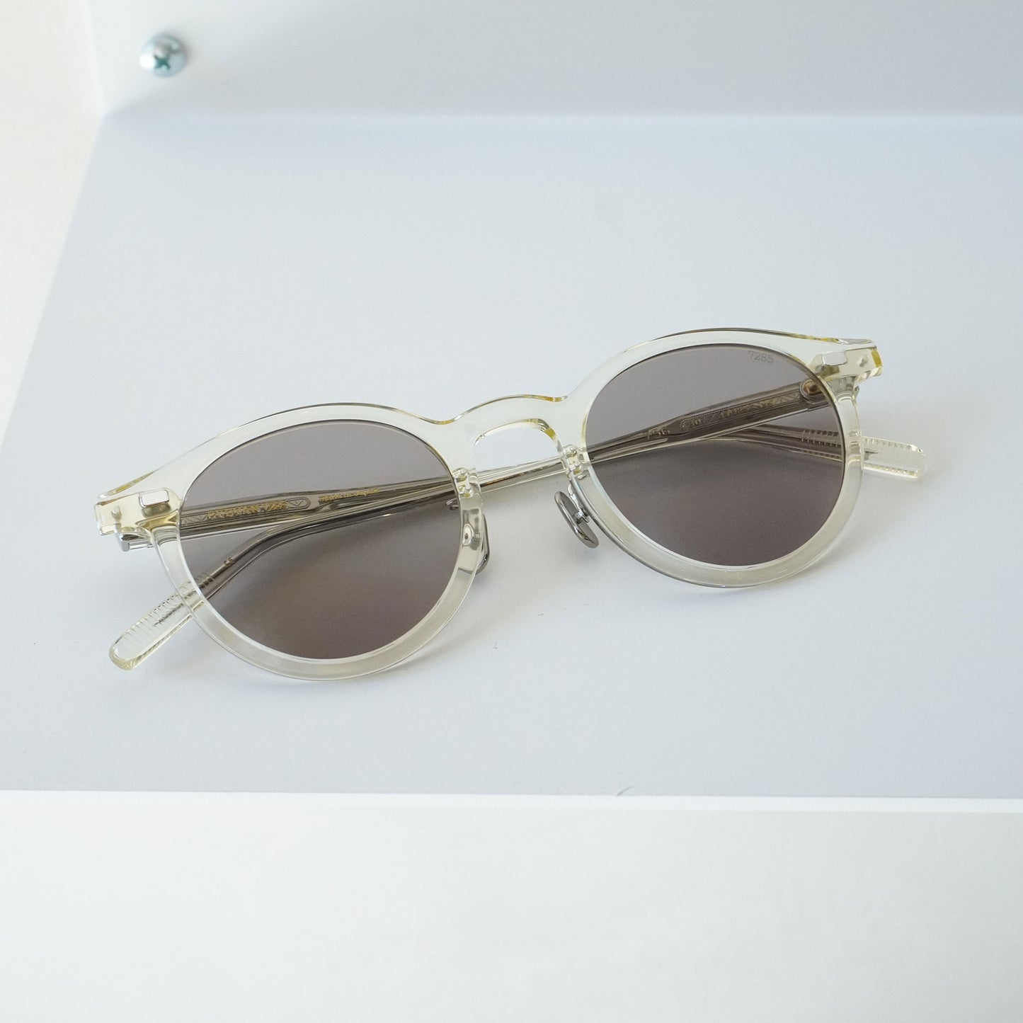 756 (307 - BEIGE CLEAR)