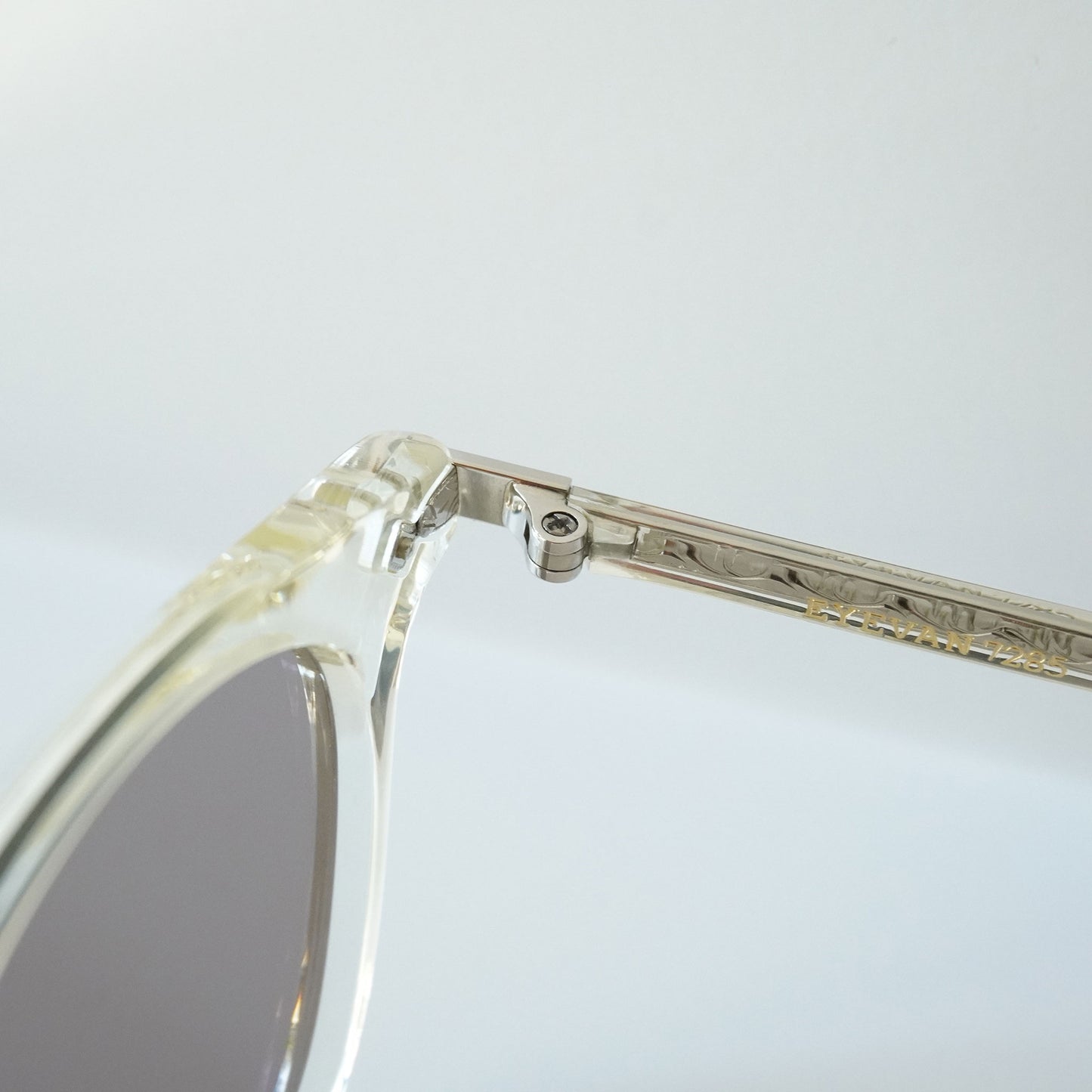 770 48 (307 - BEIGE CLEAR)