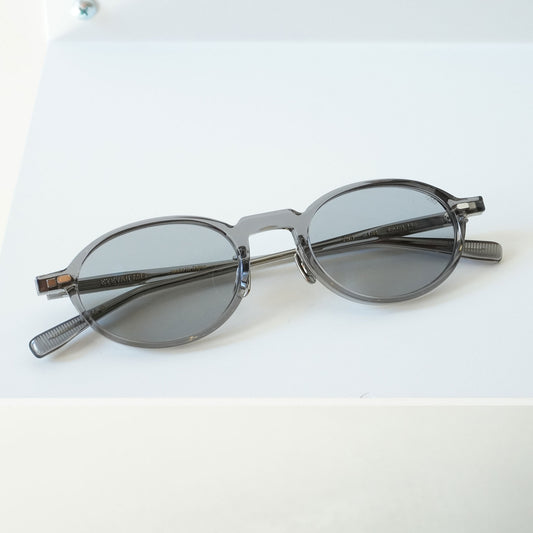 795 (124 - LIGHT CLEAR GRAY)