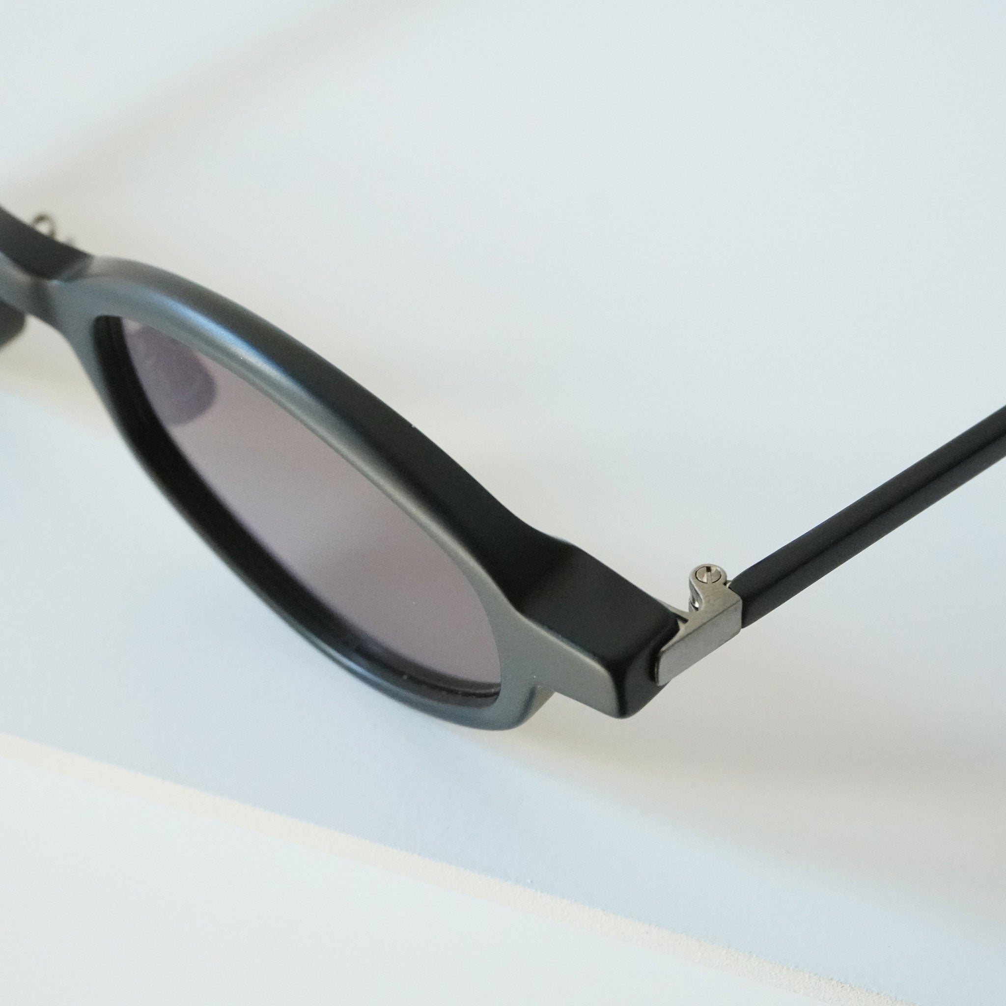 EYEVAN 7285 アイヴァン 7285 / 799 / 112 - MAT BLACK / サングラス