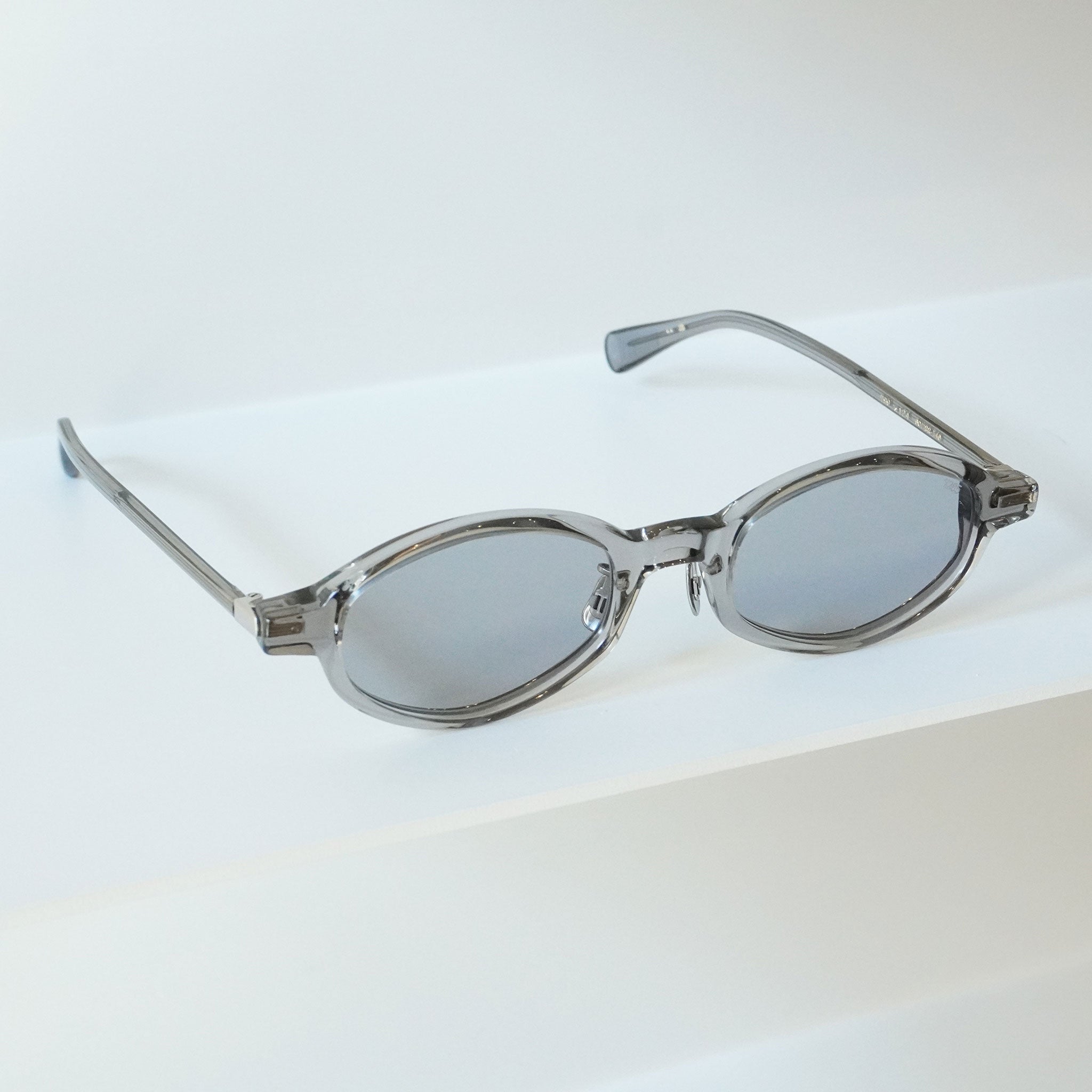 EYEVAN 7285 アイヴァン 7285 / 799 / 124 - LIGHT CLEAR GREY