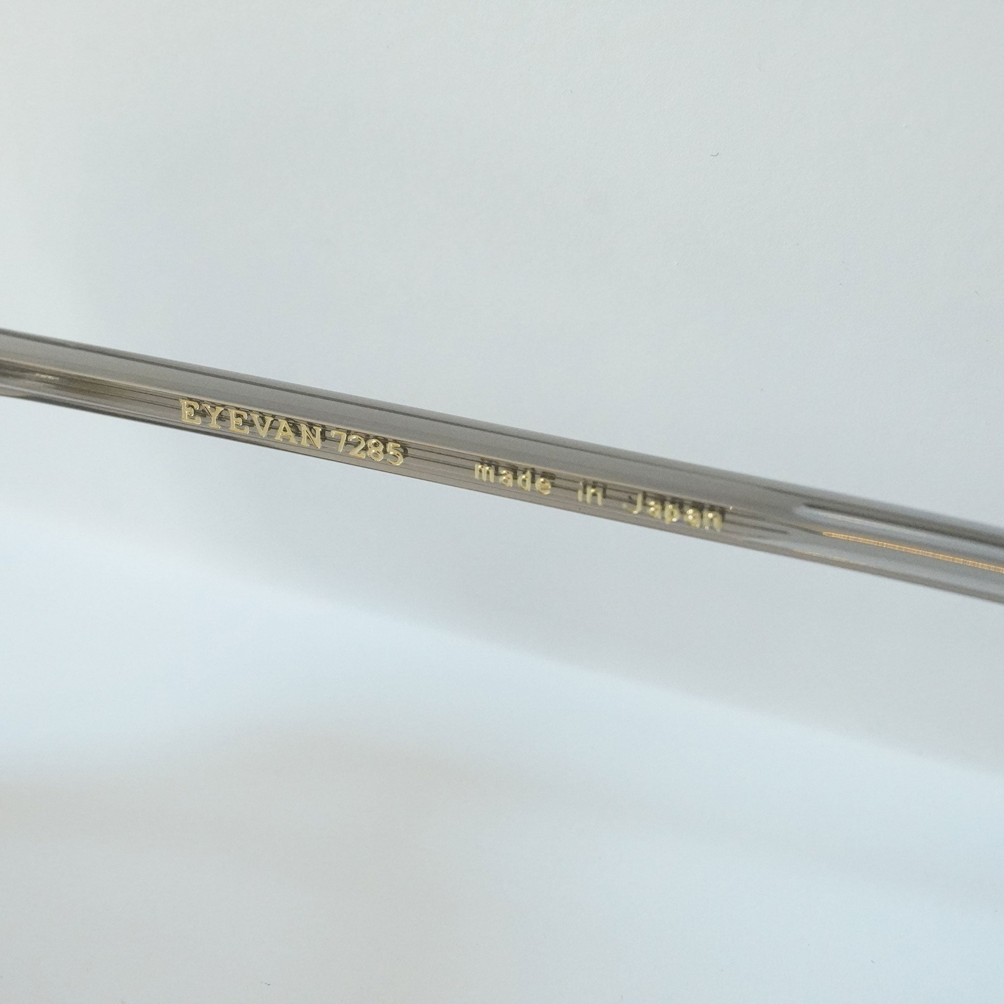 EYEVAN 7285 Eyevan 7285 / 799 / 124 - LIGHT CLEAR GREY