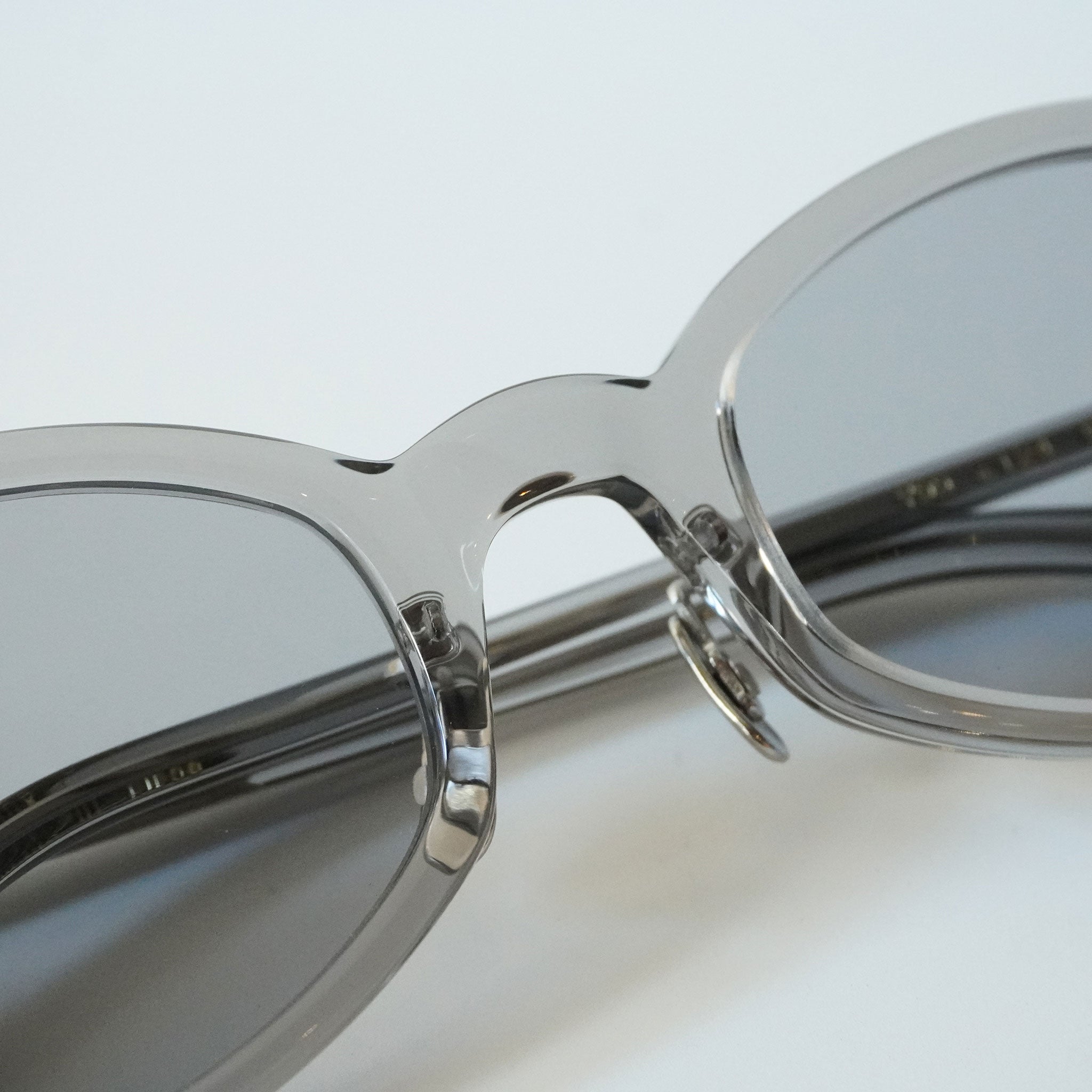 EYEVAN 7285 アイヴァン 7285 / 799 / 124 - LIGHT CLEAR GREY