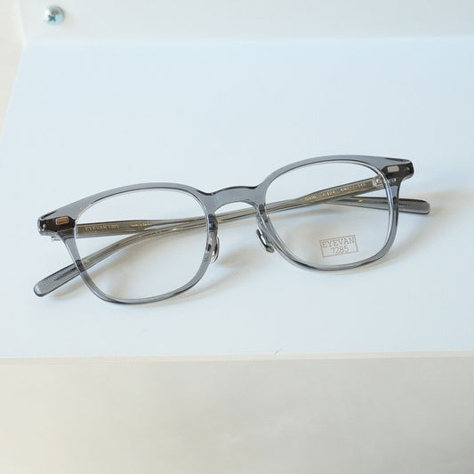 320R (124 - LIGHT CLEAR GREY)