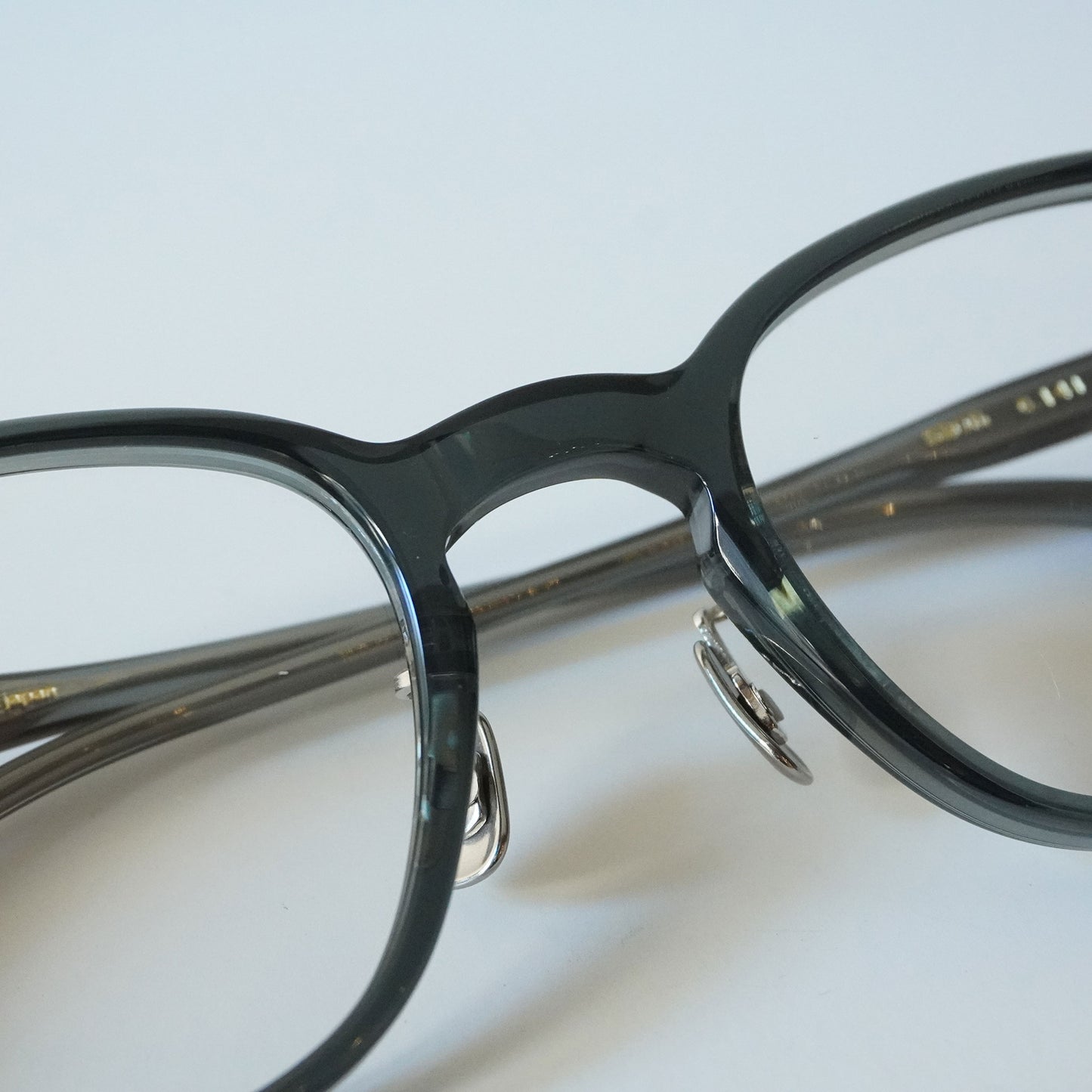 320R (141 - MILITARY GREY)