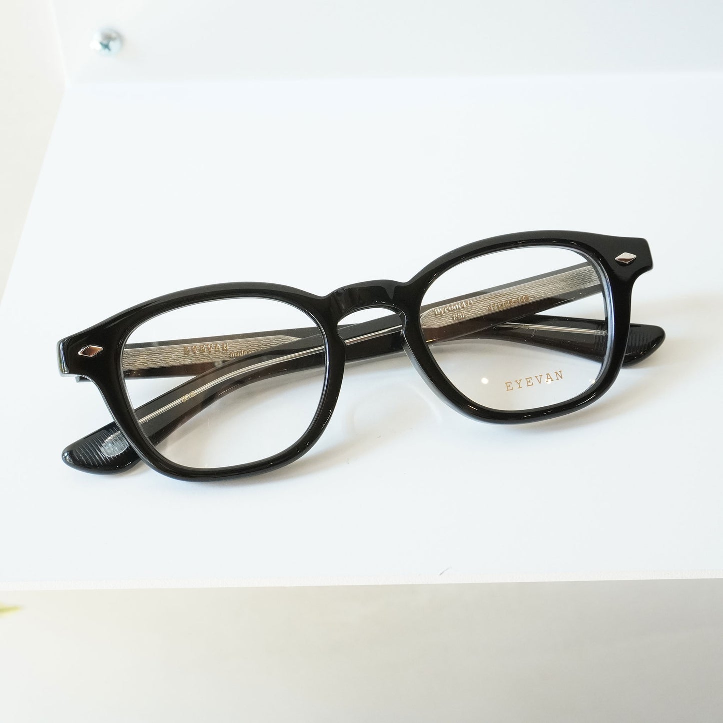 BYRON 47 (PBK)
