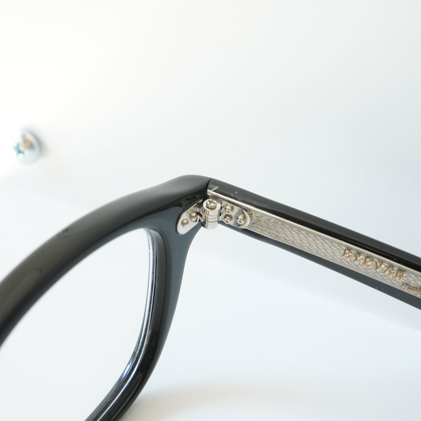 BYRON 47 (PBK)