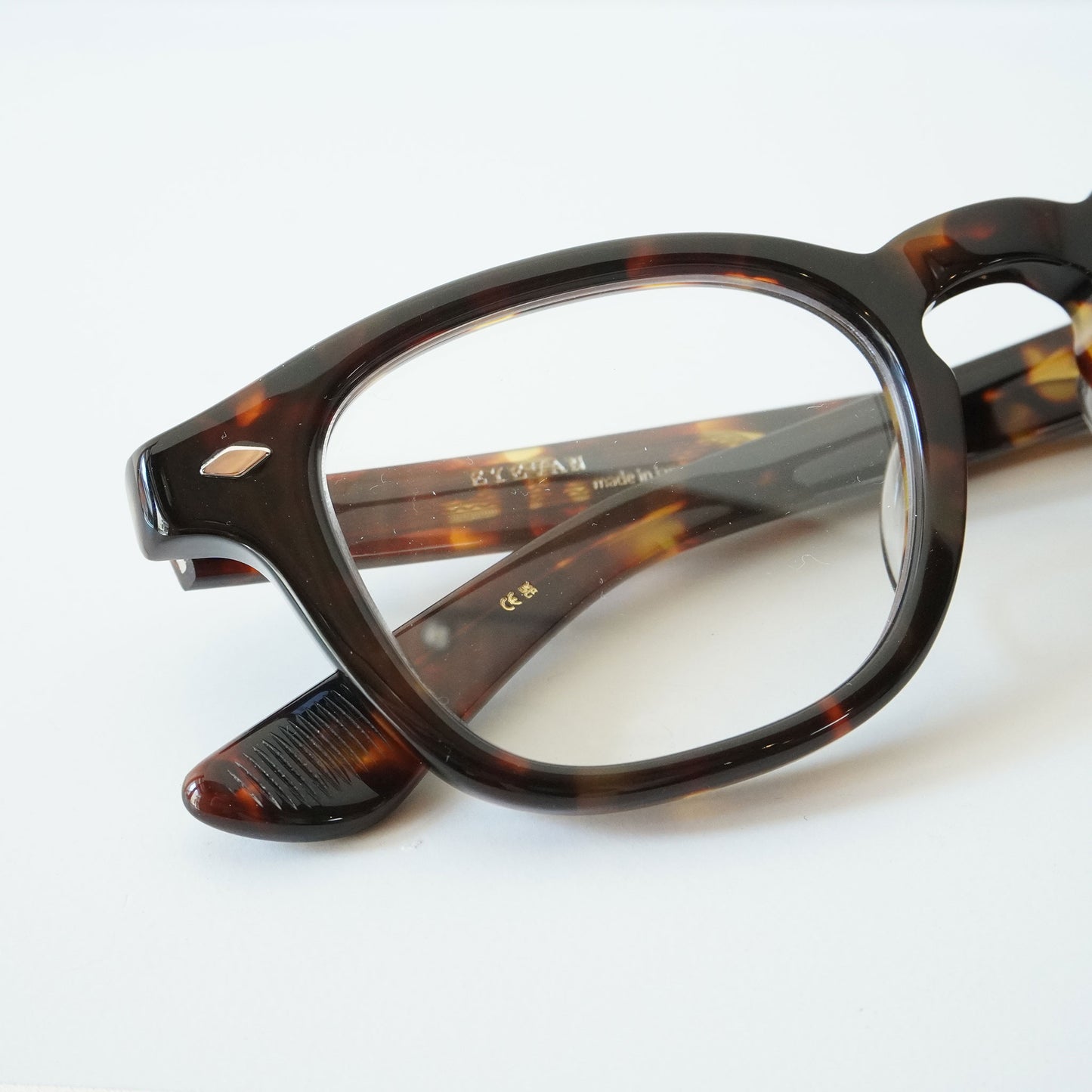 BYRON 47 (TORT)