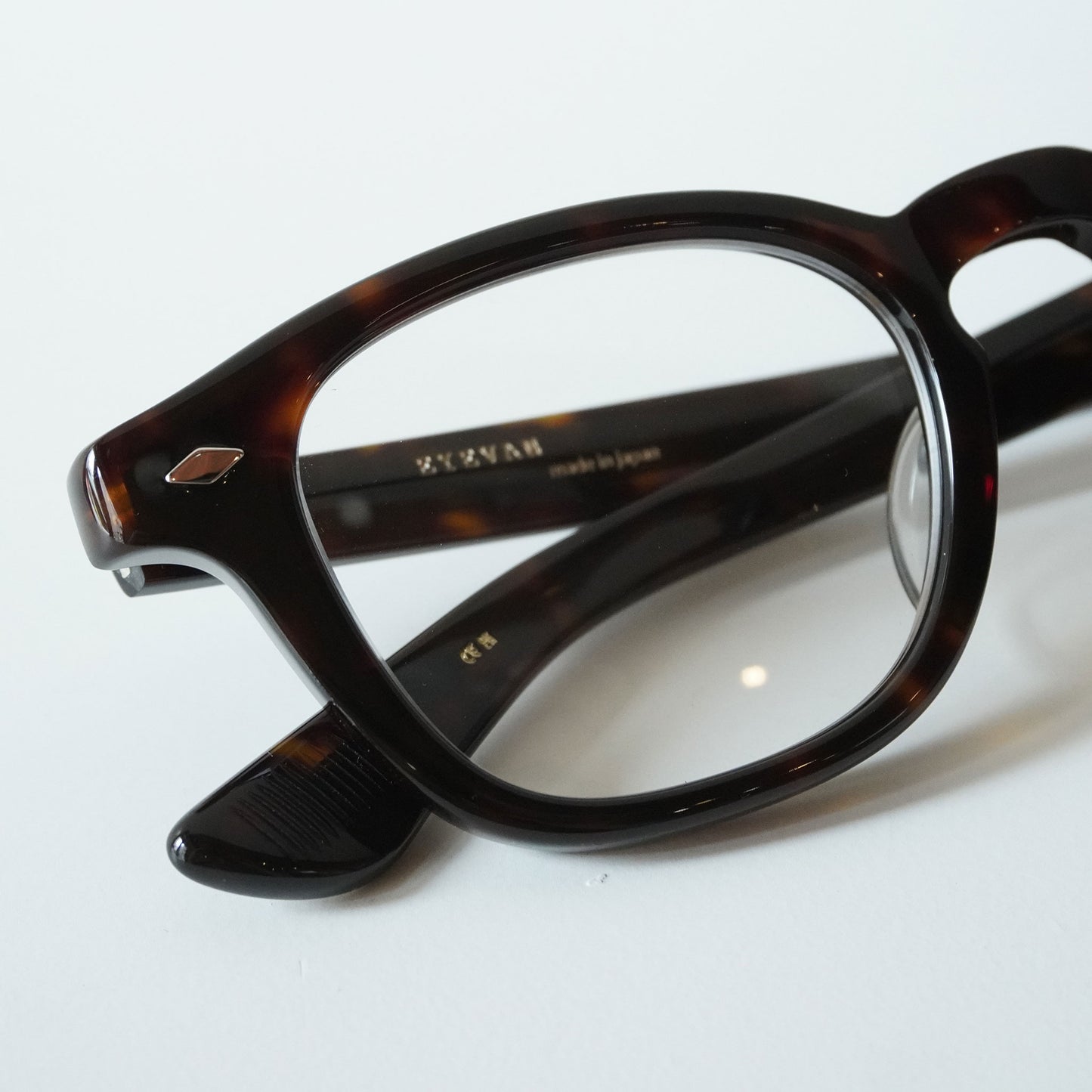 BYRON 47 (DT)