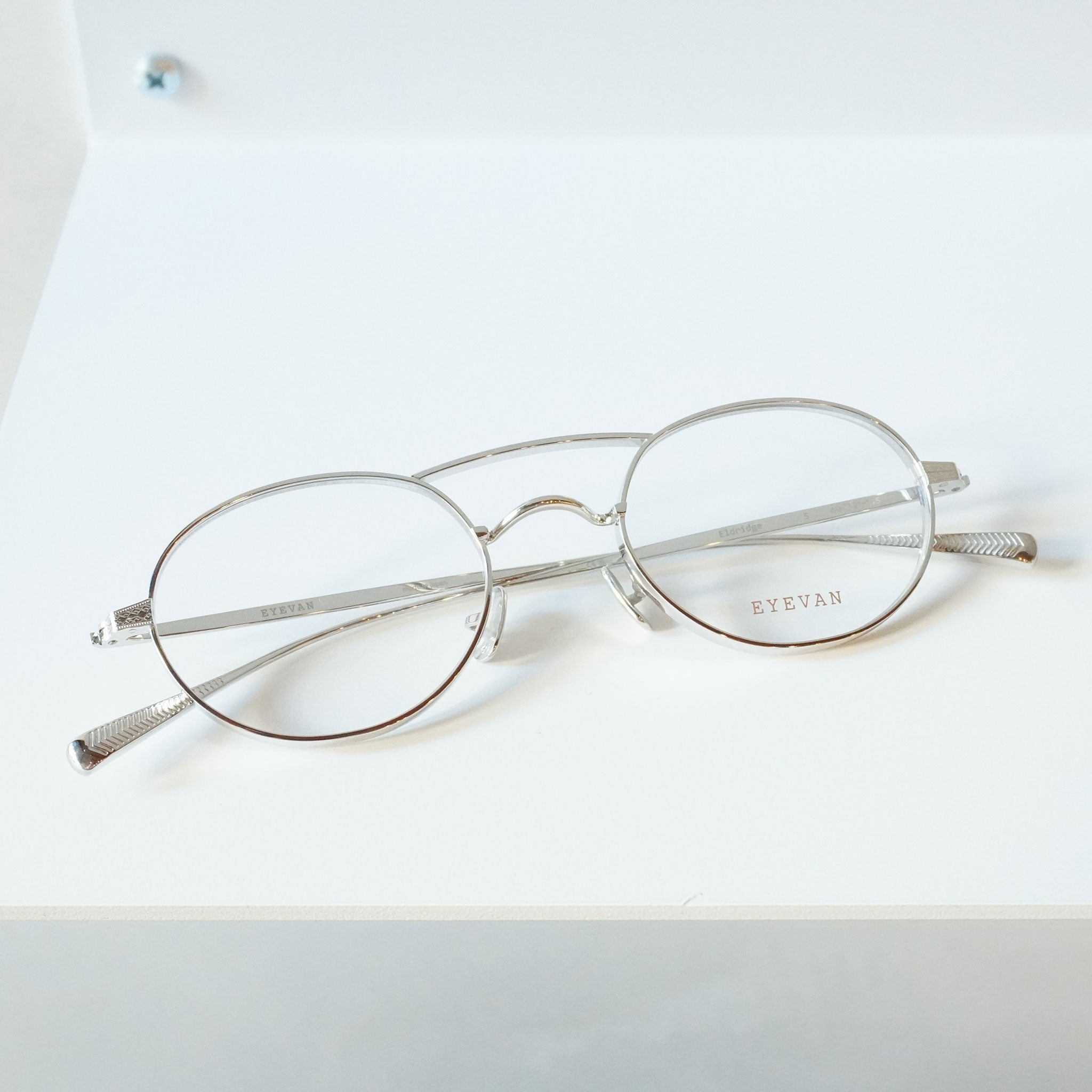 アイヴァン　eyevan サングラス メガネ 151 ゴールド　※値下げ不可 EYEVAN（アイヴァン） 【値下げ】EYEVAN 725 Model 191 (900) ツー