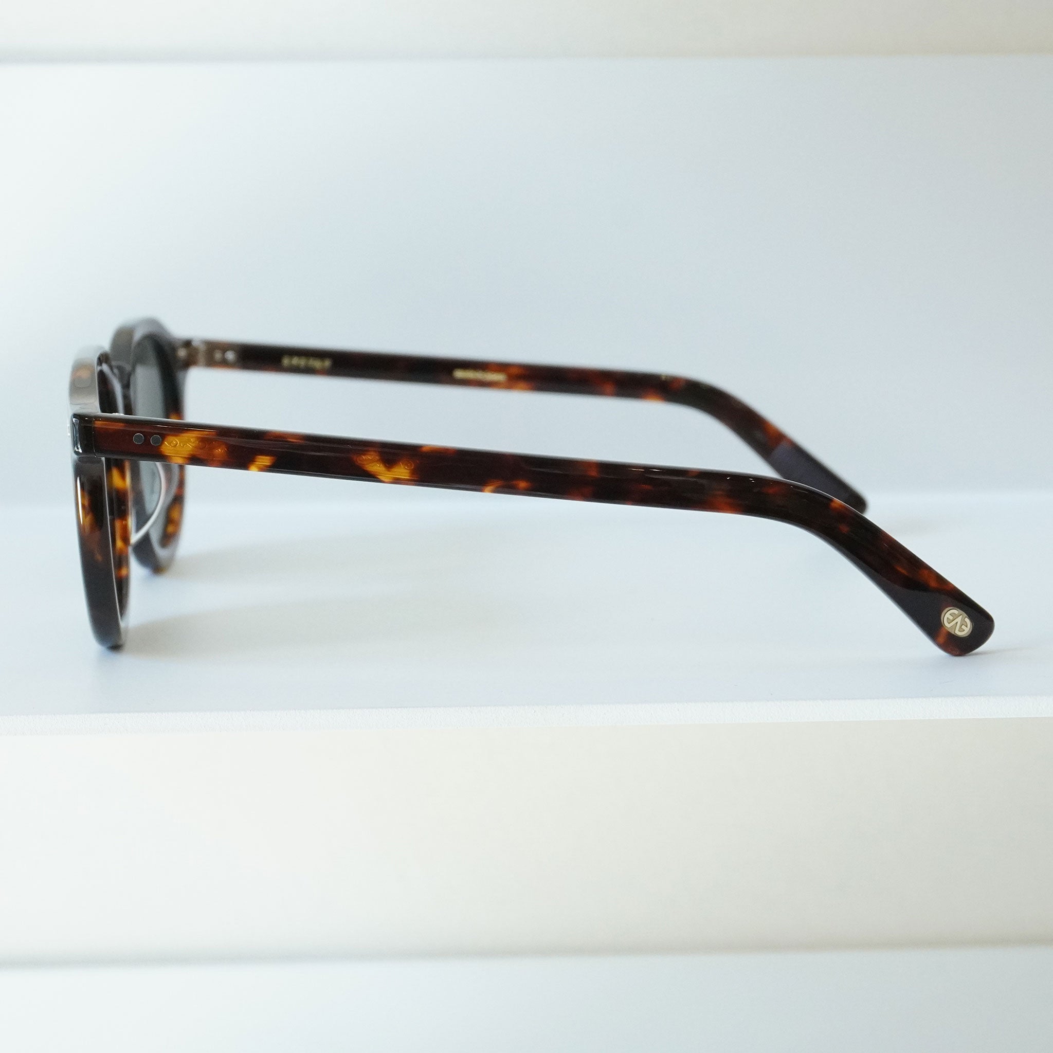 EYEVAN アイヴァン / LIVINGSTON / TORT / サングラス – KRANC OPTICAL EYEVAN アイヴァン / LIVINGSTON / TORT / サングラス – KRANC OPTICAL