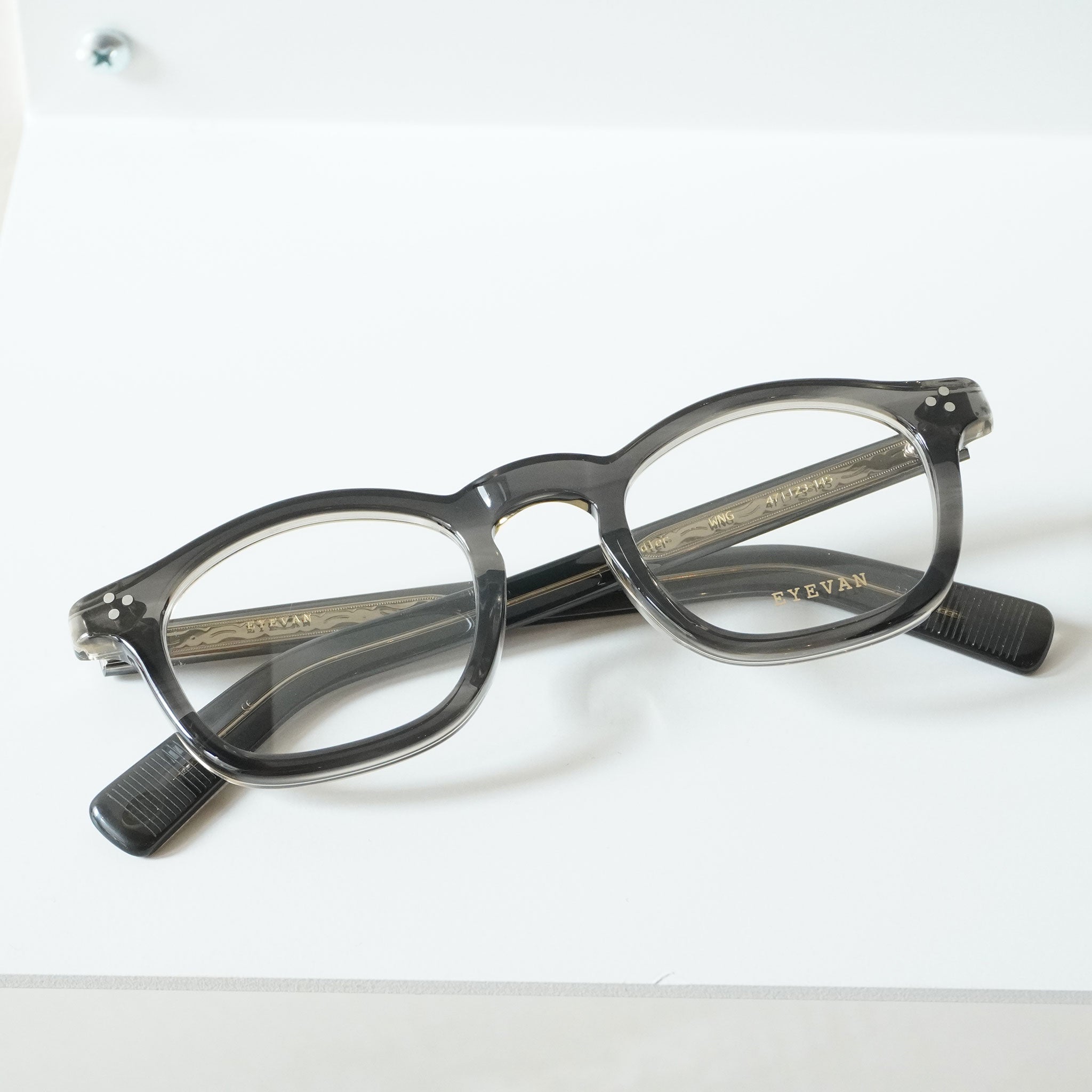 EYEVAN アイヴァン / SADLER 47 / WNG (WENGE) / メガネ – KRANC OPTICAL