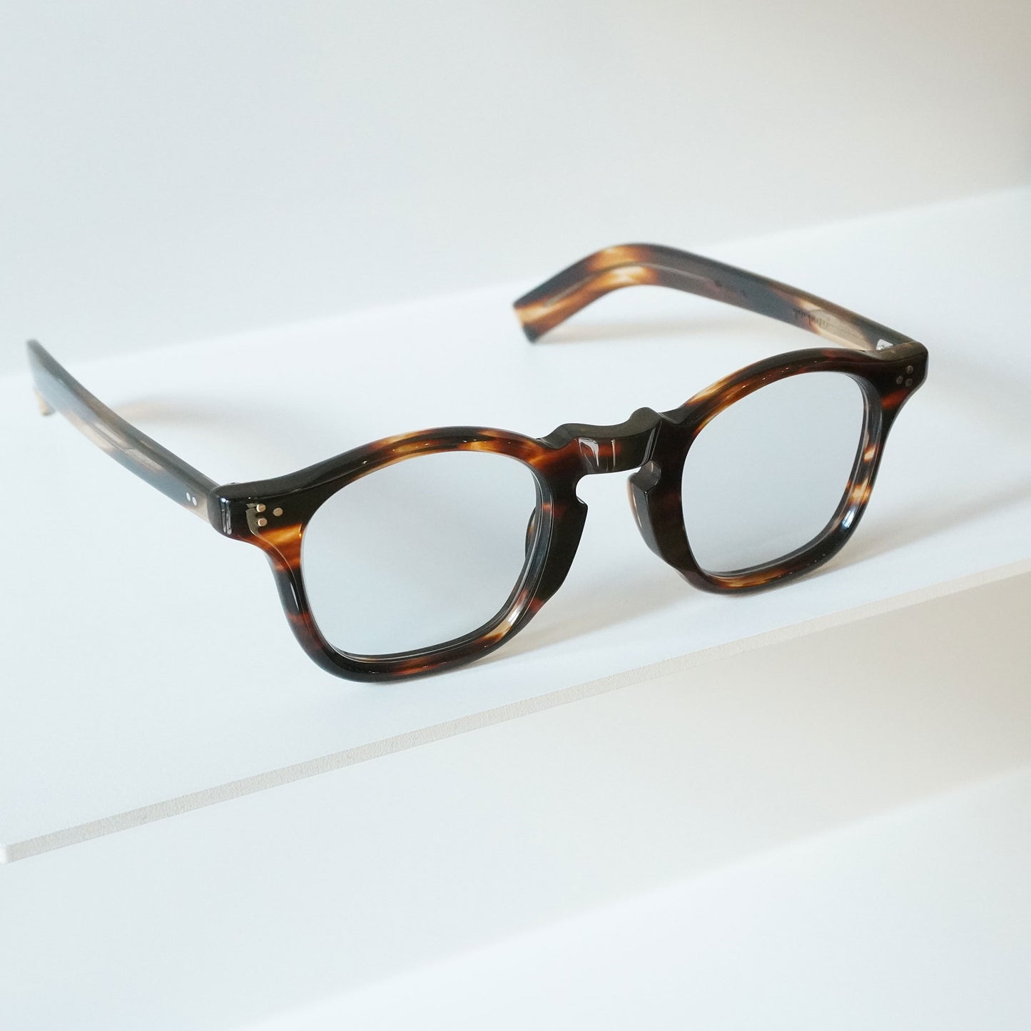 GP-05L (havana - Lens: BLUE)