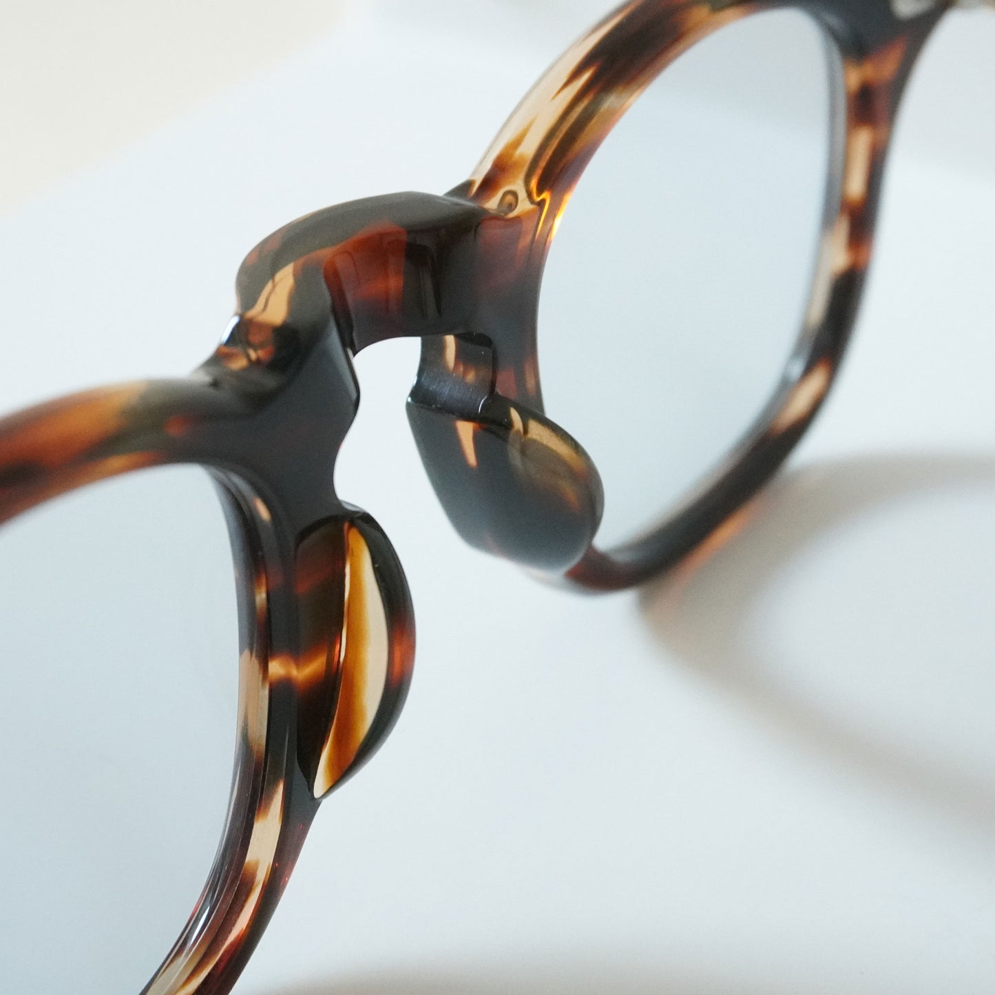 GP-05L (havana - Lens: BLUE)