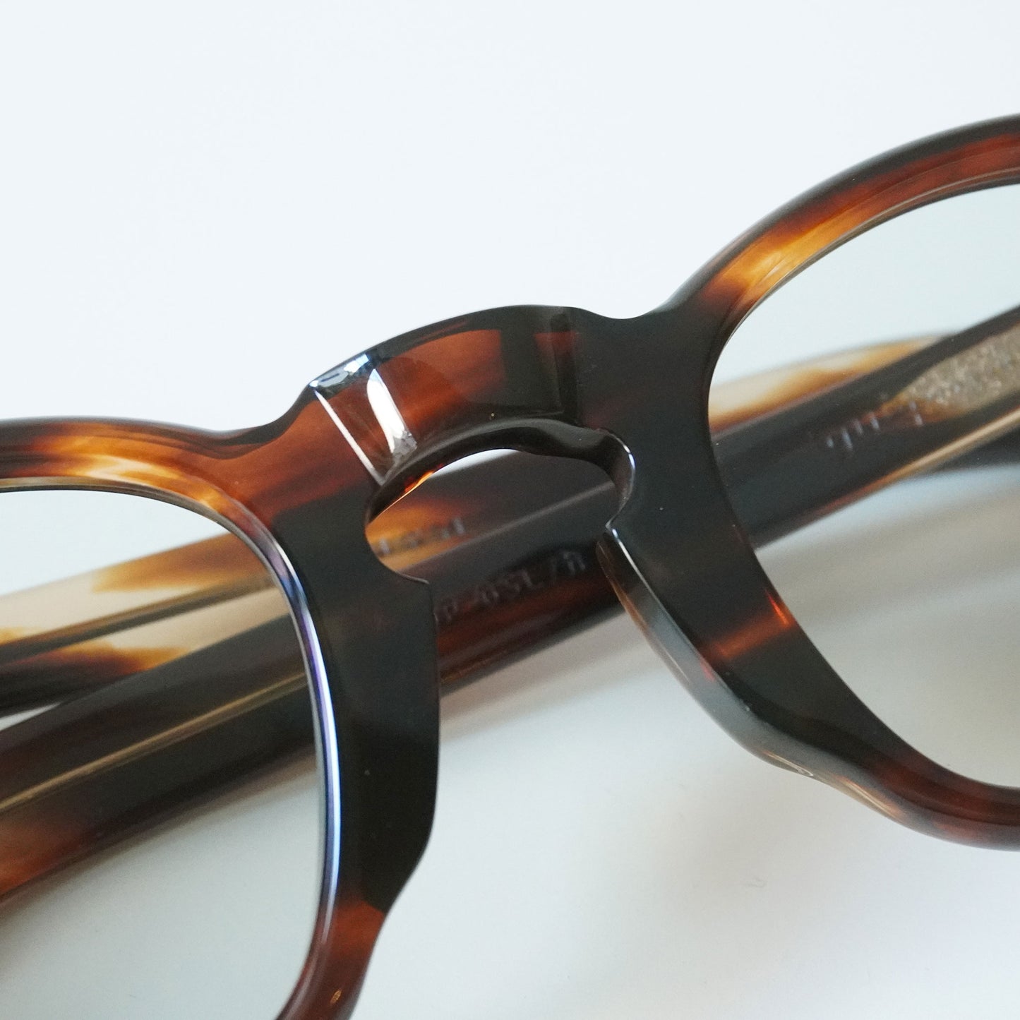 GP-05L (havana - Lens: GREEN)