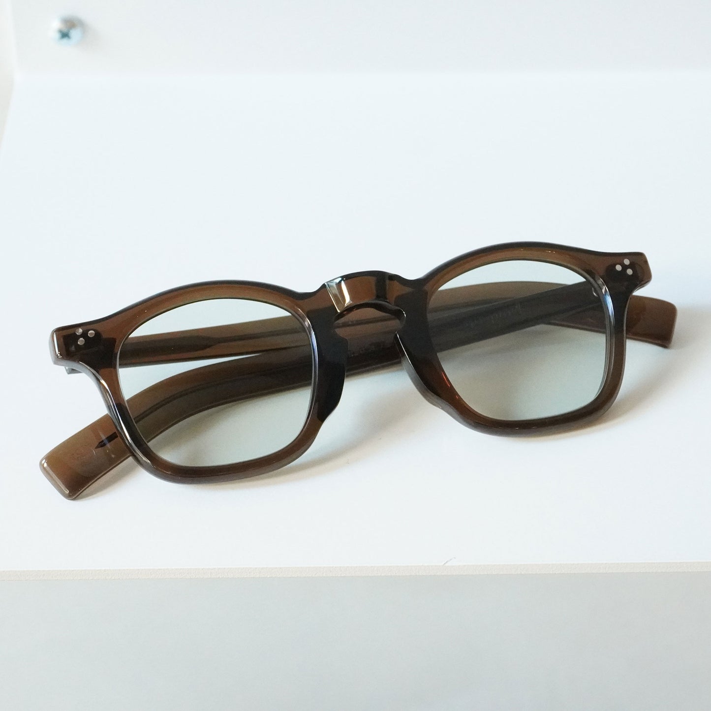 GP-05L (whisky - Lens: GREEN)