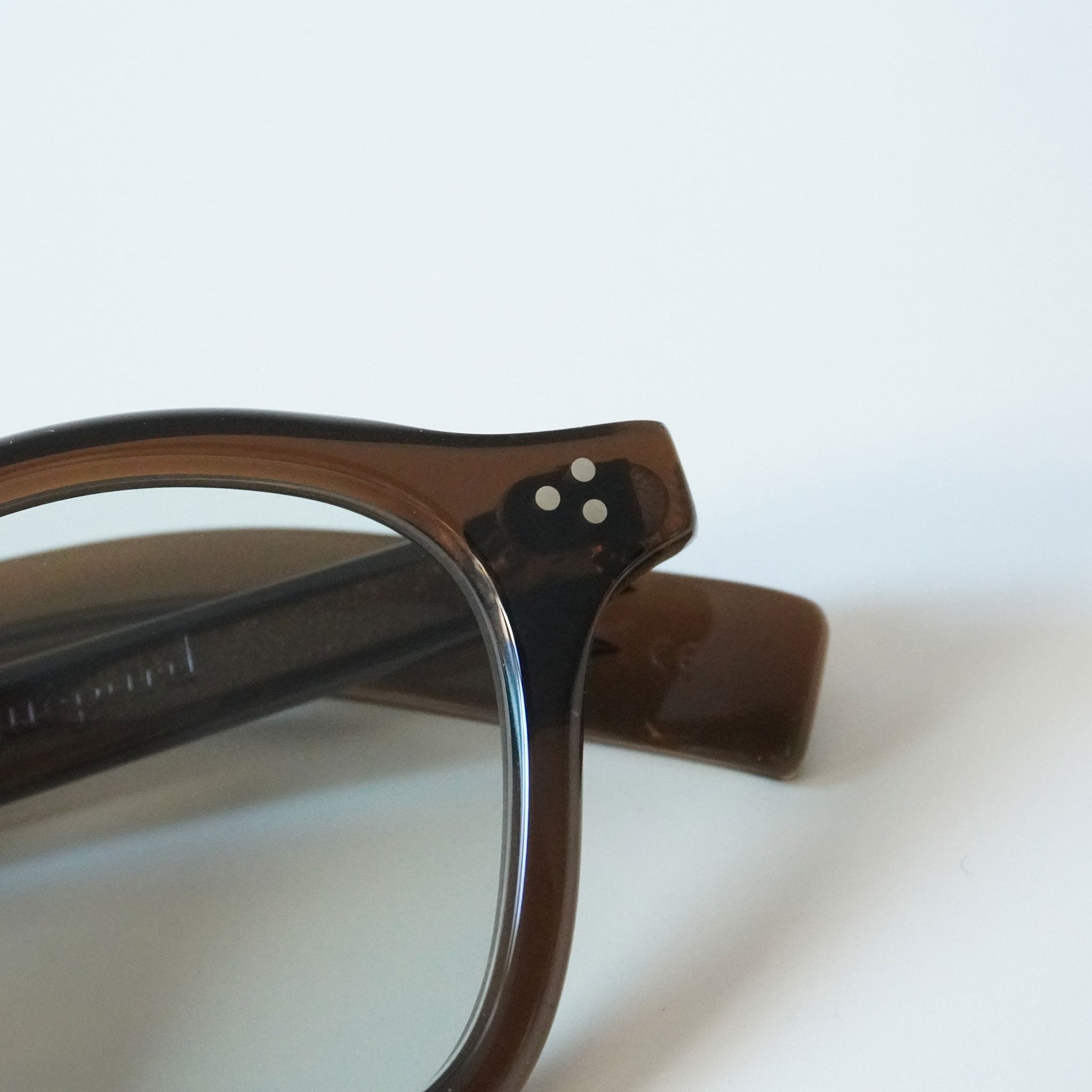 ⭐️早い者勝ち⭐️ guepard gp-05L whisky green lens Guepard / GP-05L / whisky- Lens: GREEN / Glasses – KRANC OPTICAL