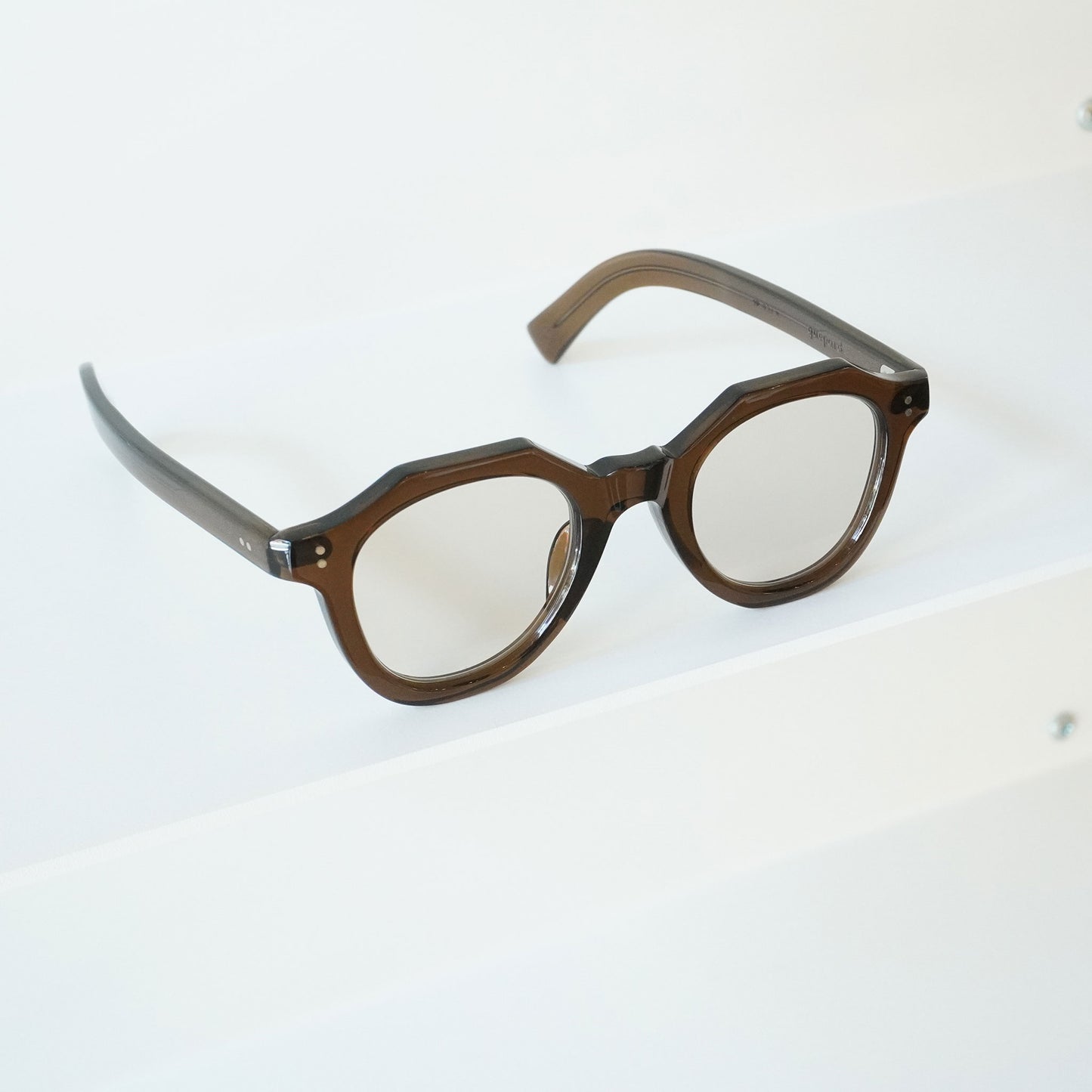 GP-02 (whisky - Lens: BROWN)
