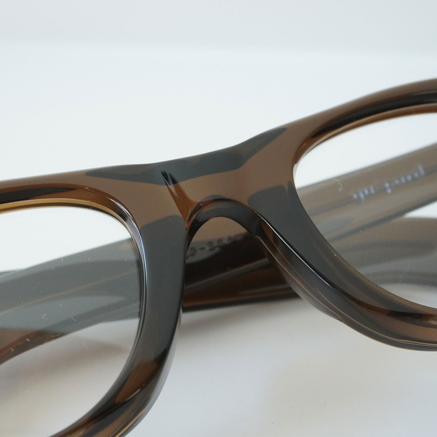 GP-36 (whisky - Lens: CLEAR)