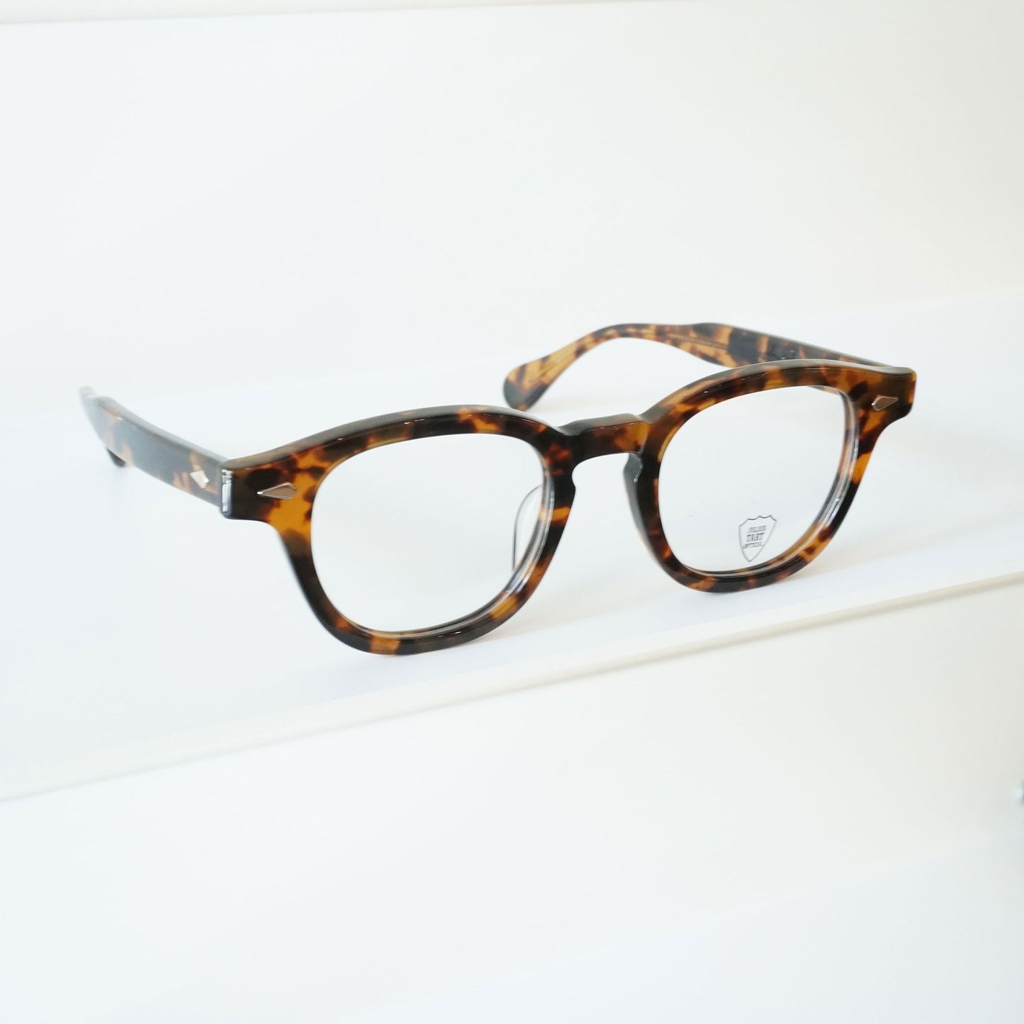 AR 46□22 (TORTOISE)