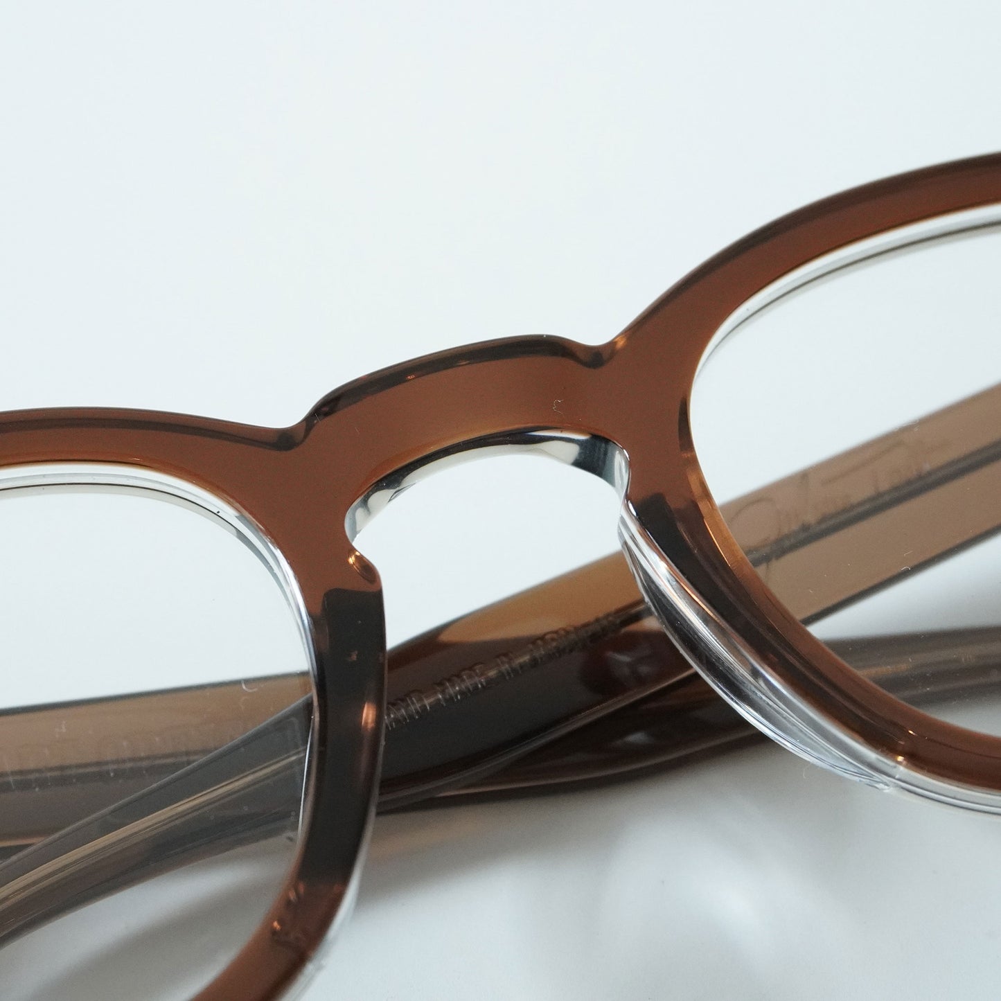 AR 44□24 (BROWN CRYSTAL2)