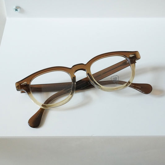 AR 46□22 (BROWN GRADIENT)