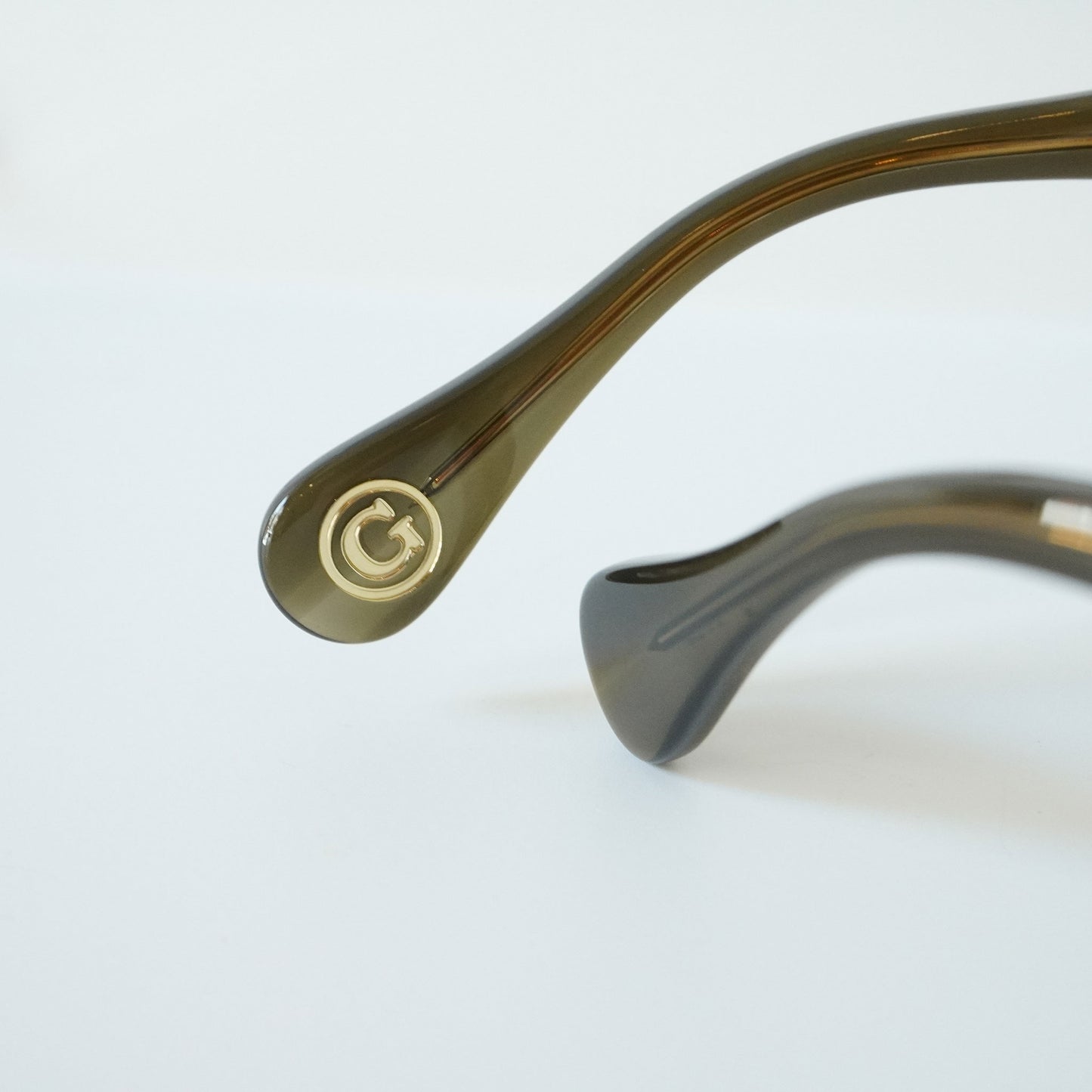 AR GOLD 44□22 (OLIVE GREEN SASA)