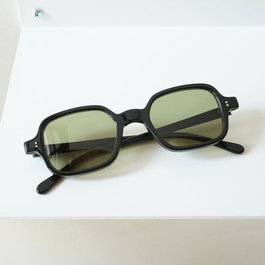 T-SQUARE (BLACK)