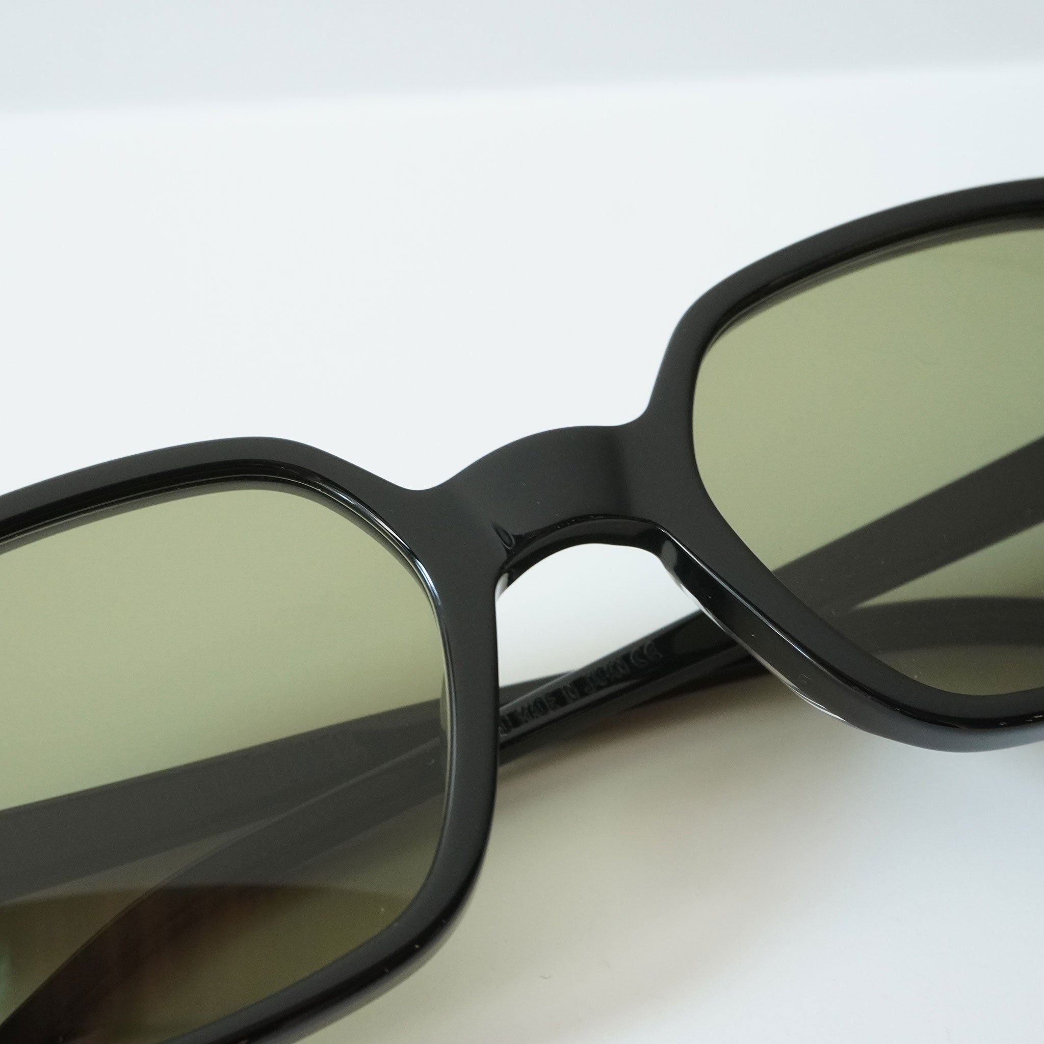 JULIUS TART OPTICAL Julius Tart Optical / T-SQUARE / BLACK