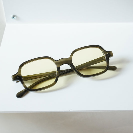 T-SQUARE (OLIVE GREEN SASA)
