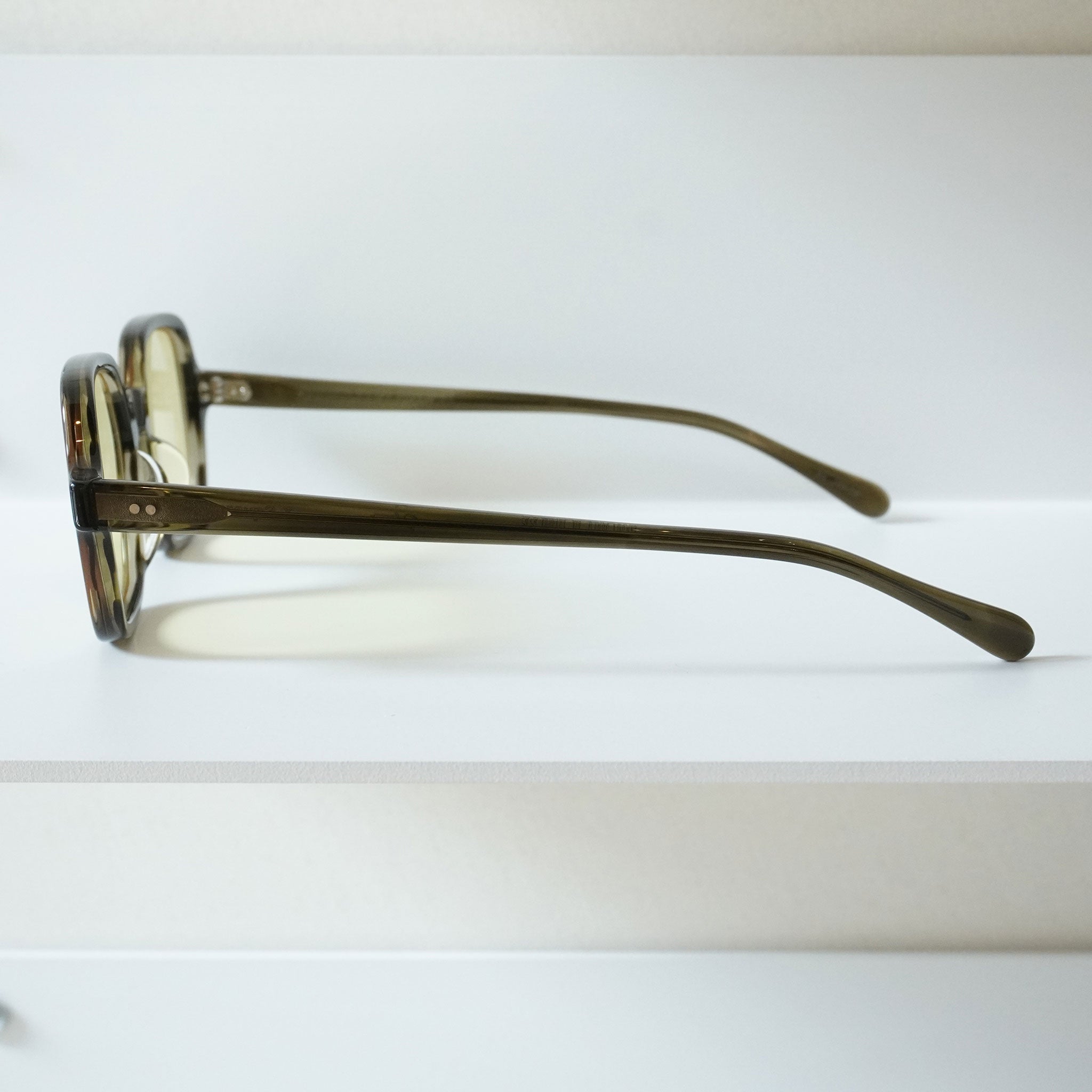 JULIUS TART OPTICAL ジュリアス タート オプティカル / T-SQUARE