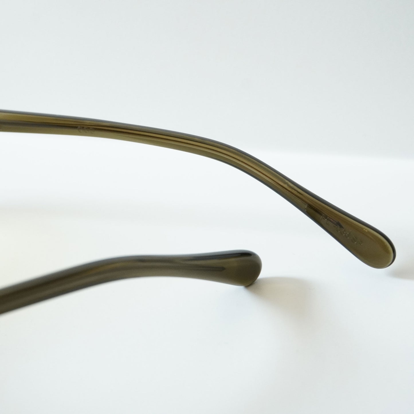 T-SQUARE (OLIVE GREEN SASA)