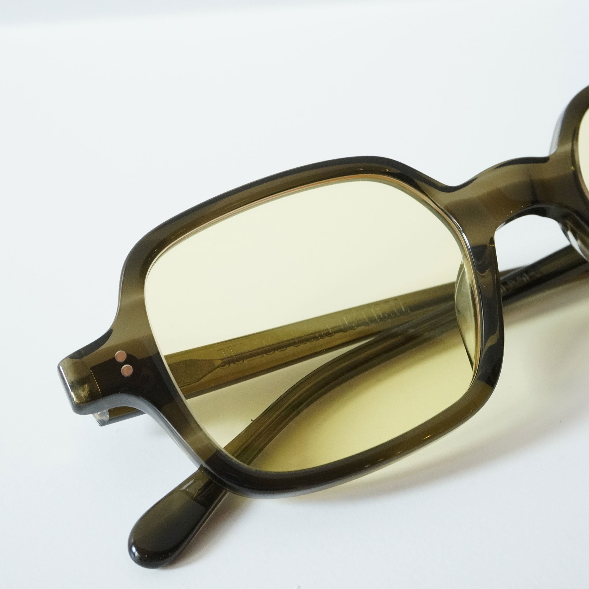 JULIUS TART OPTICAL ジュリアス タート オプティカル / T-SQUARE