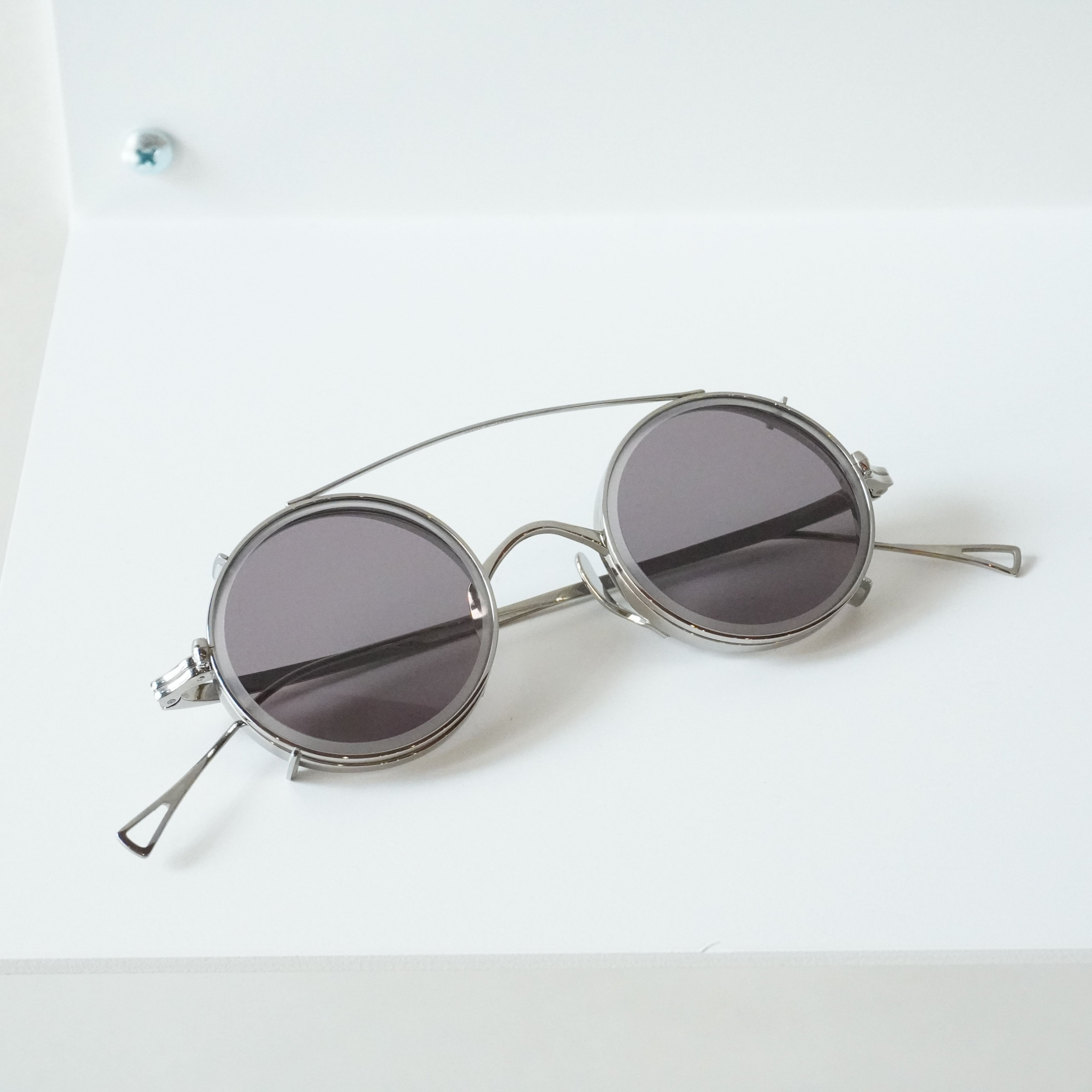 KameManNen / KMN 99 CLIP ON / TS Silver / Sunglasses