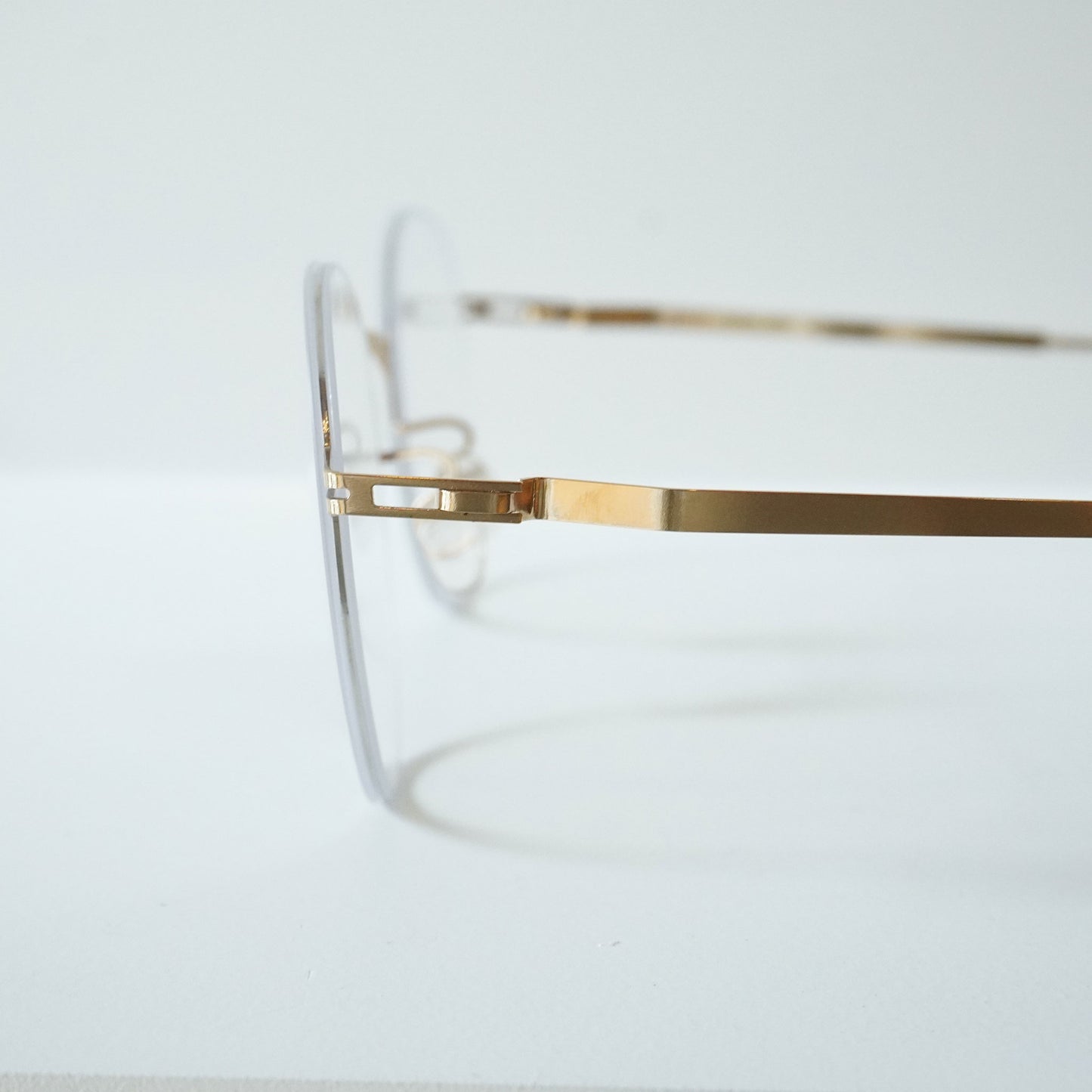 AKEMI (SHINY SILVER/CHAMPAGNE GOLD)