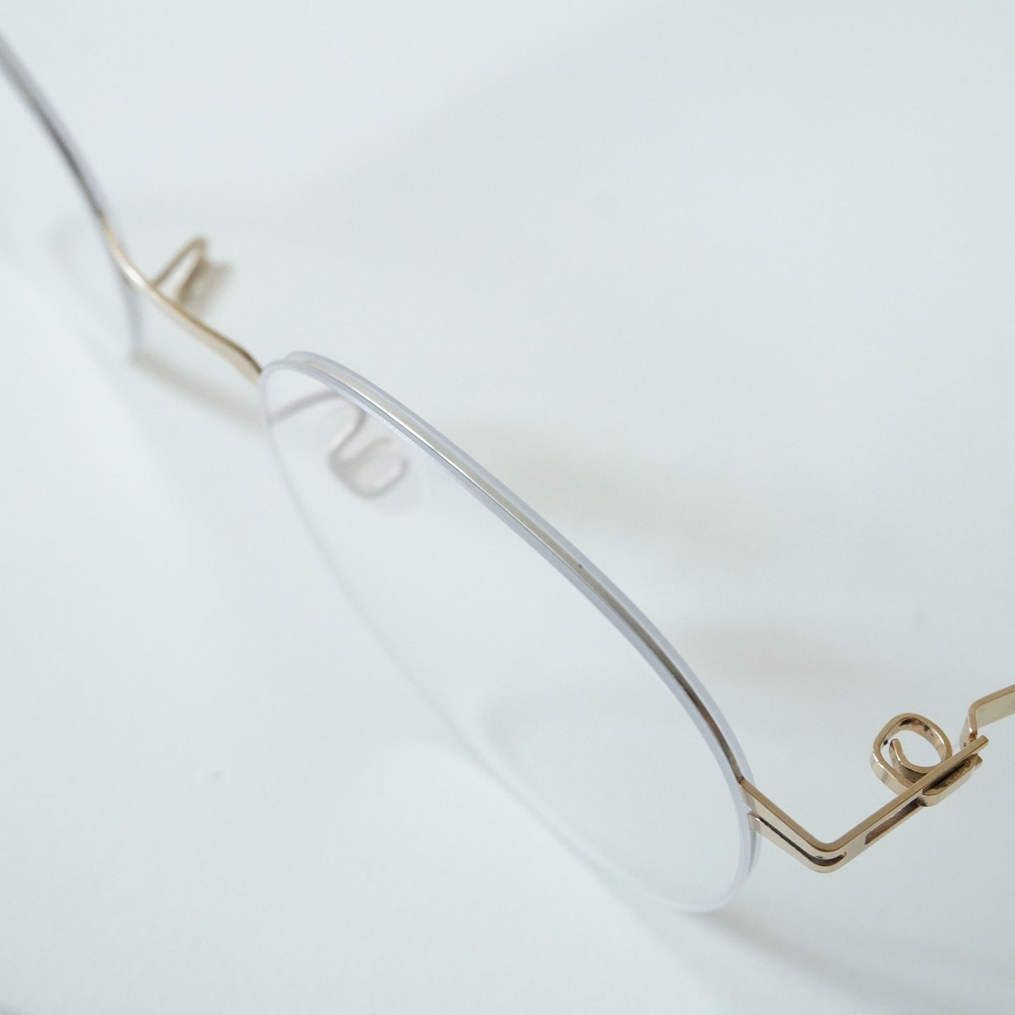 AKEMI (SHINY SILVER/CHAMPAGNE GOLD)