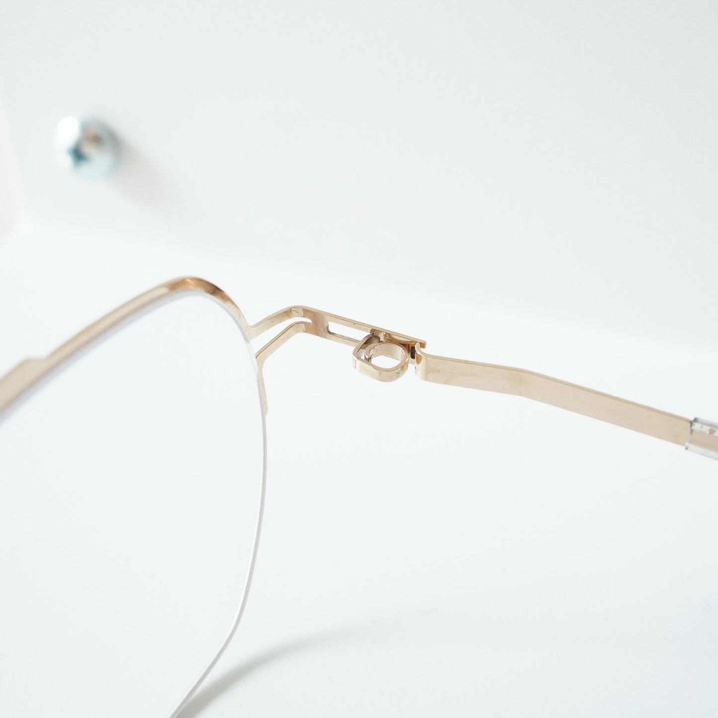 ARLO (CHAMPAGNE GOLD)