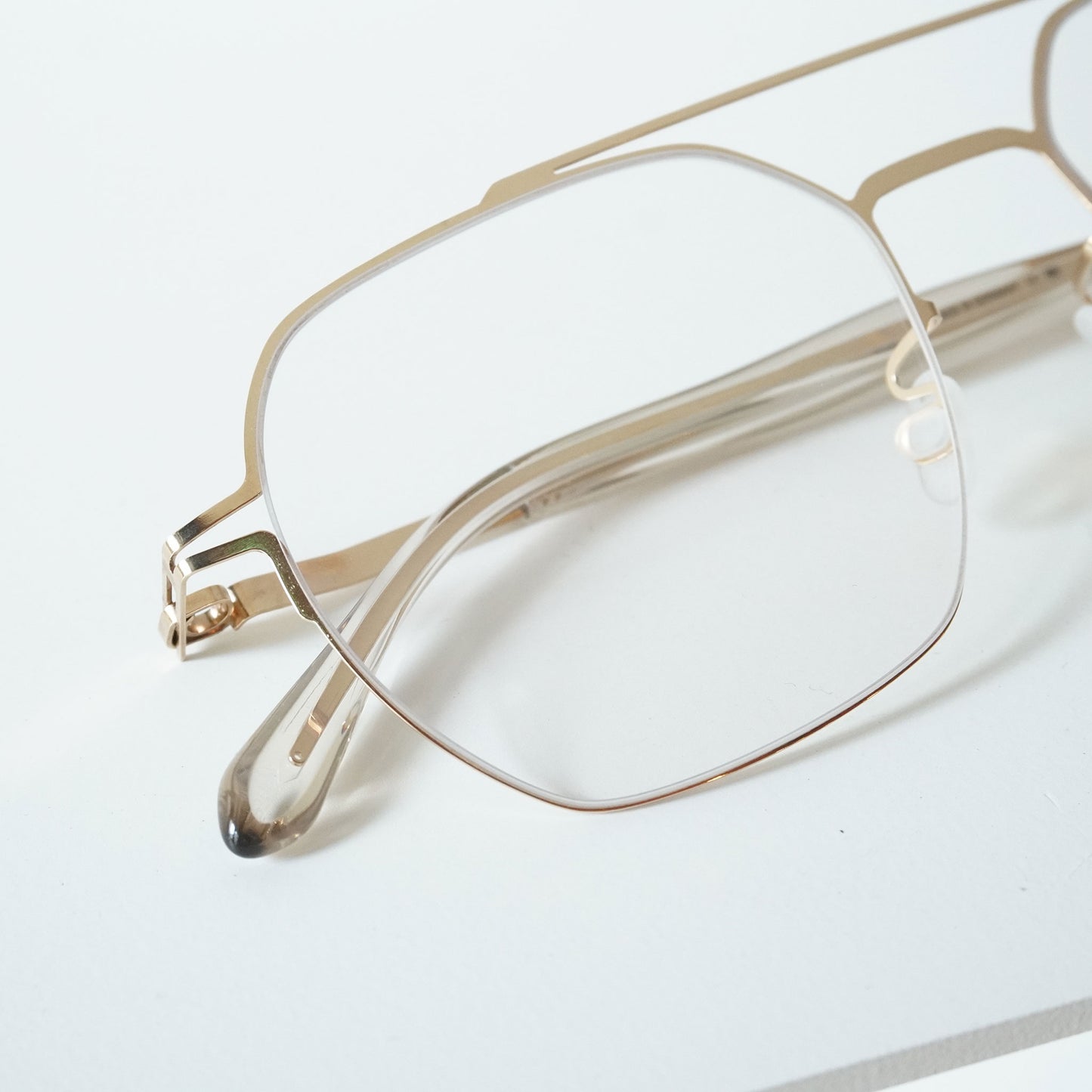 ARLO (CHAMPAGNE GOLD)