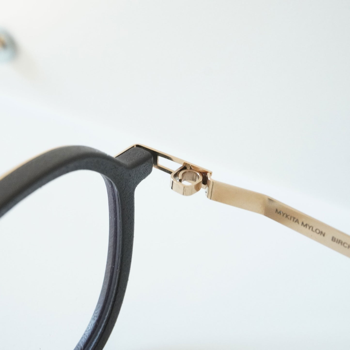 BIRCH (EBONY BROWN/CHAMPAGNE GOLD)