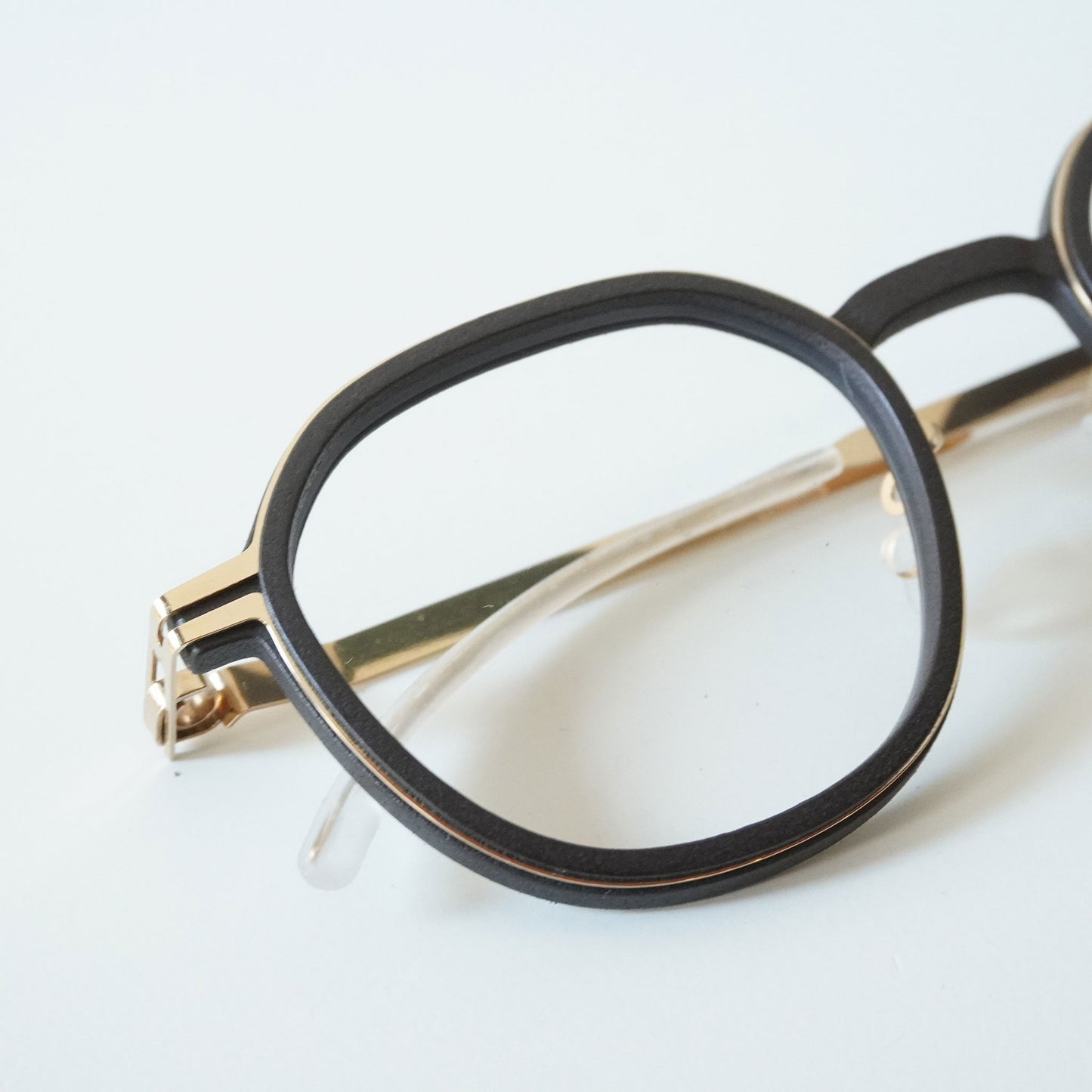 BIRCH (EBONY BROWN/CHAMPAGNE GOLD)