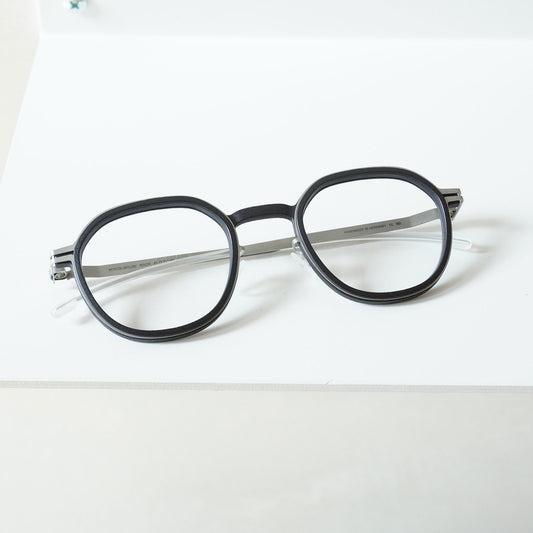 BIRCH (PITCH BLACK/MATTE SILVER)