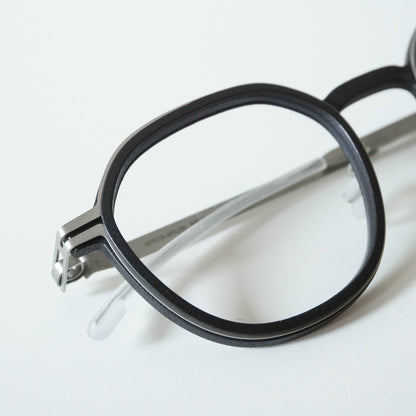 BIRCH (PITCH BLACK/MATTE SILVER)