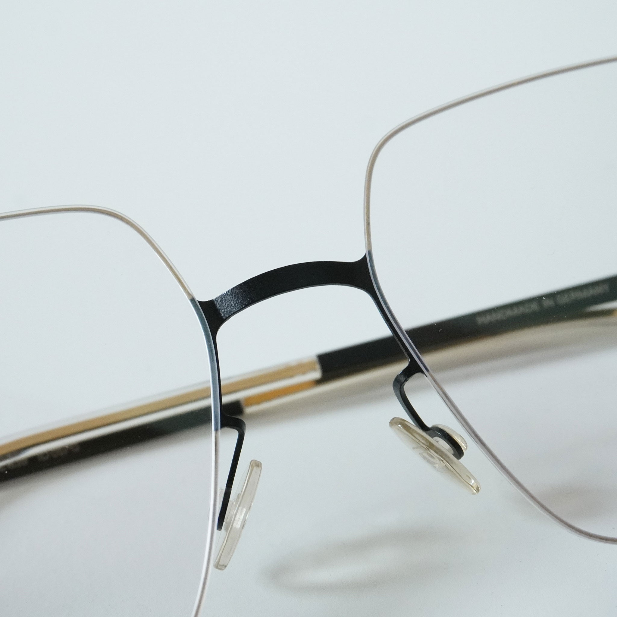 MYKITA マイキータ / HIMIKO / BLACK/GLOSSY GOLD / メガネ – KRANC