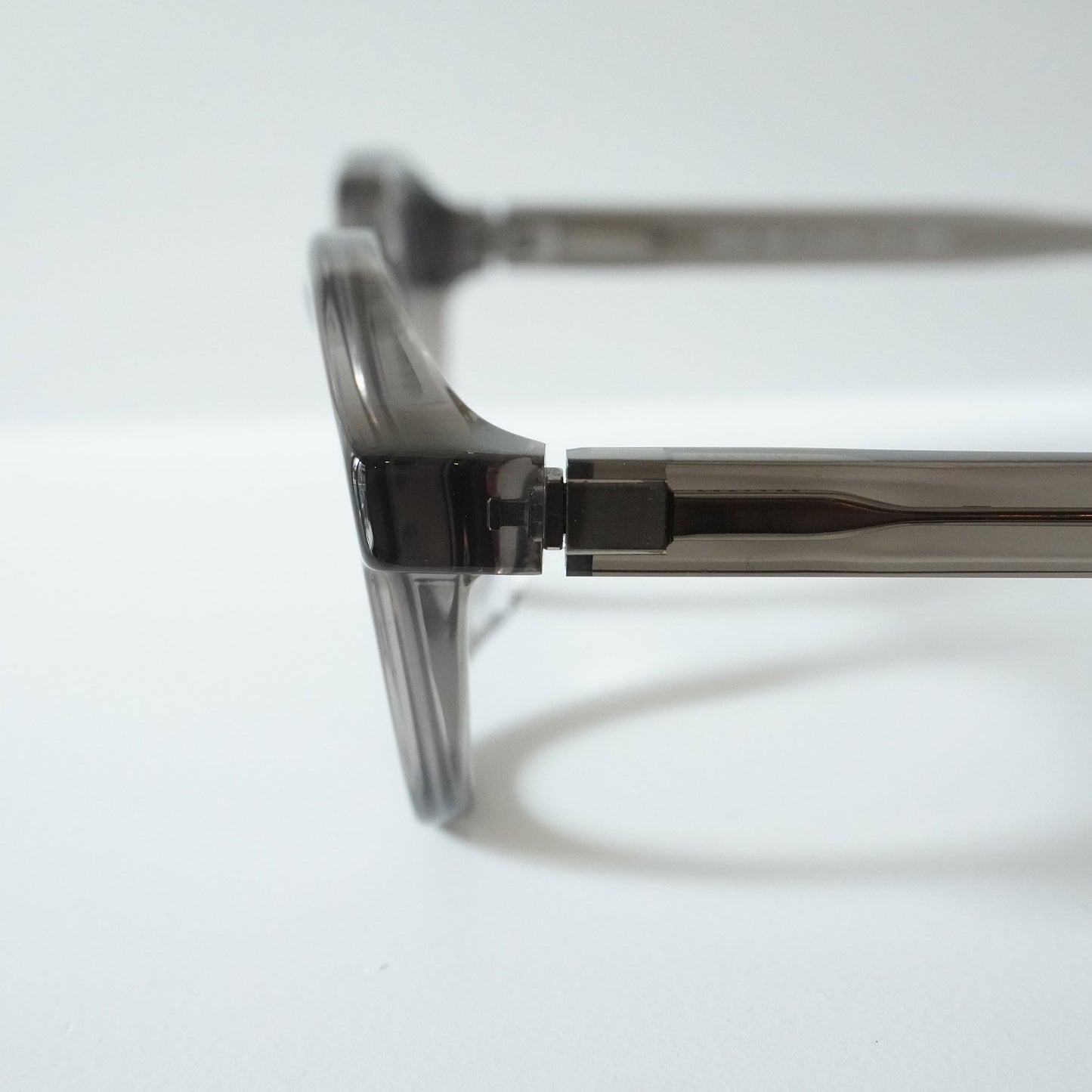 NIAM (CLEAR ASH/SHINY SILVER)