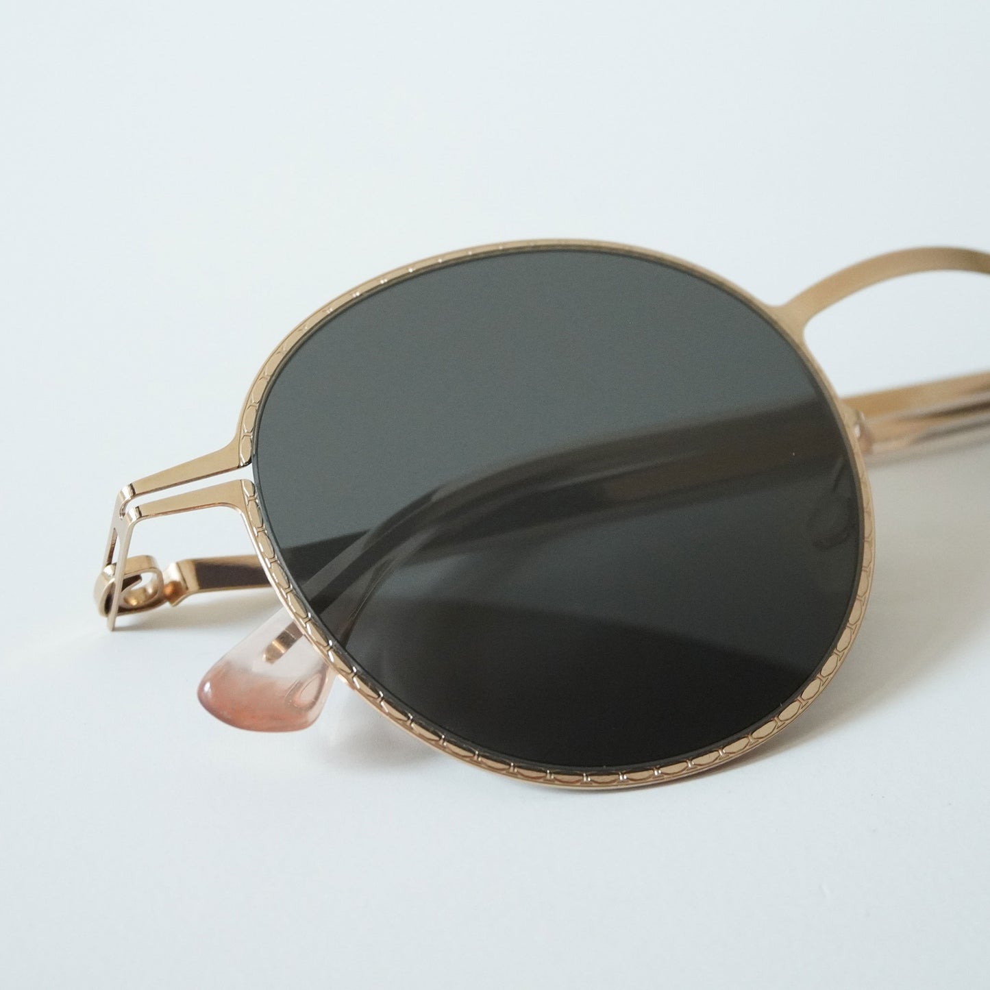 NIS (CHAMPAGNE GOLD)