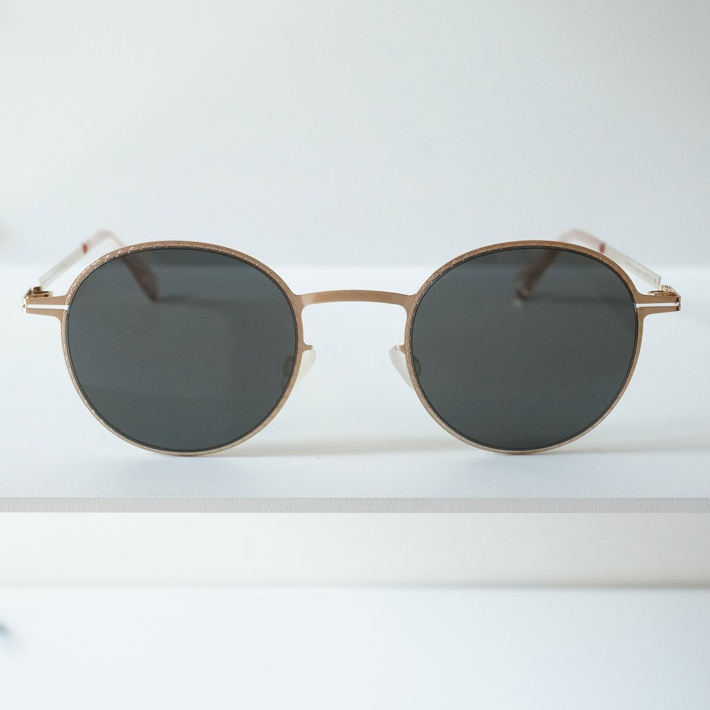 NIS (CHAMPAGNE GOLD)