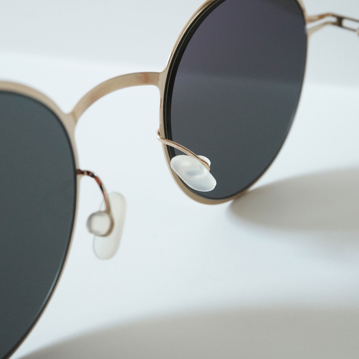 NIS (CHAMPAGNE GOLD)