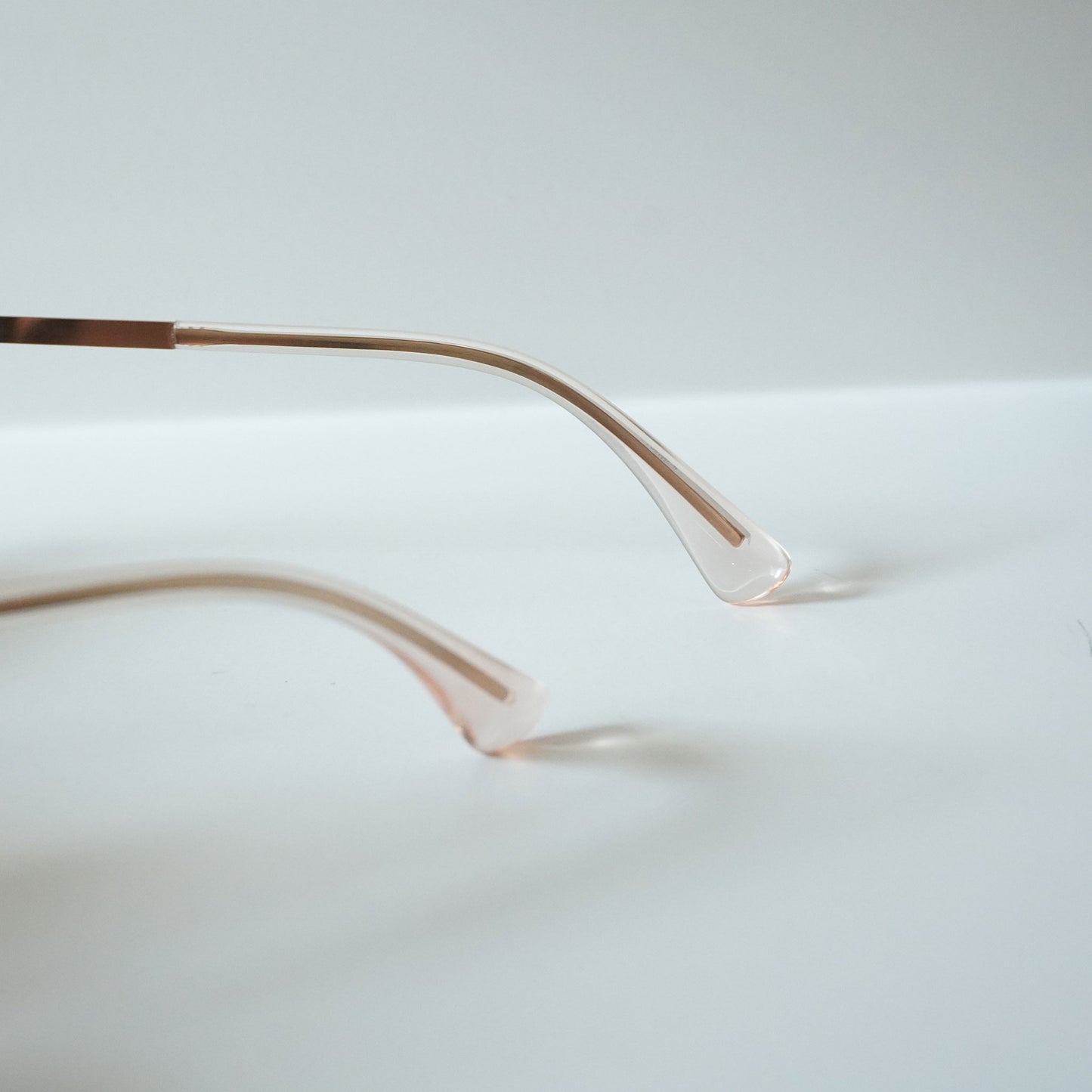 NIS (CHAMPAGNE GOLD)