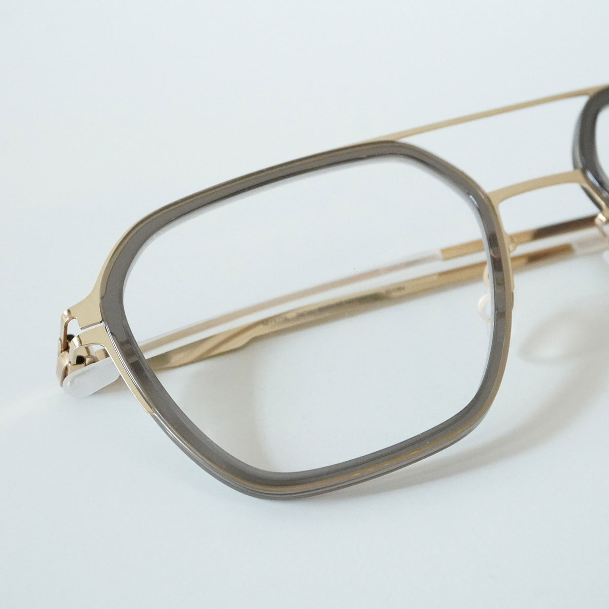 RISH (CHAMPAGNE GOLD / CLEAR ASH)