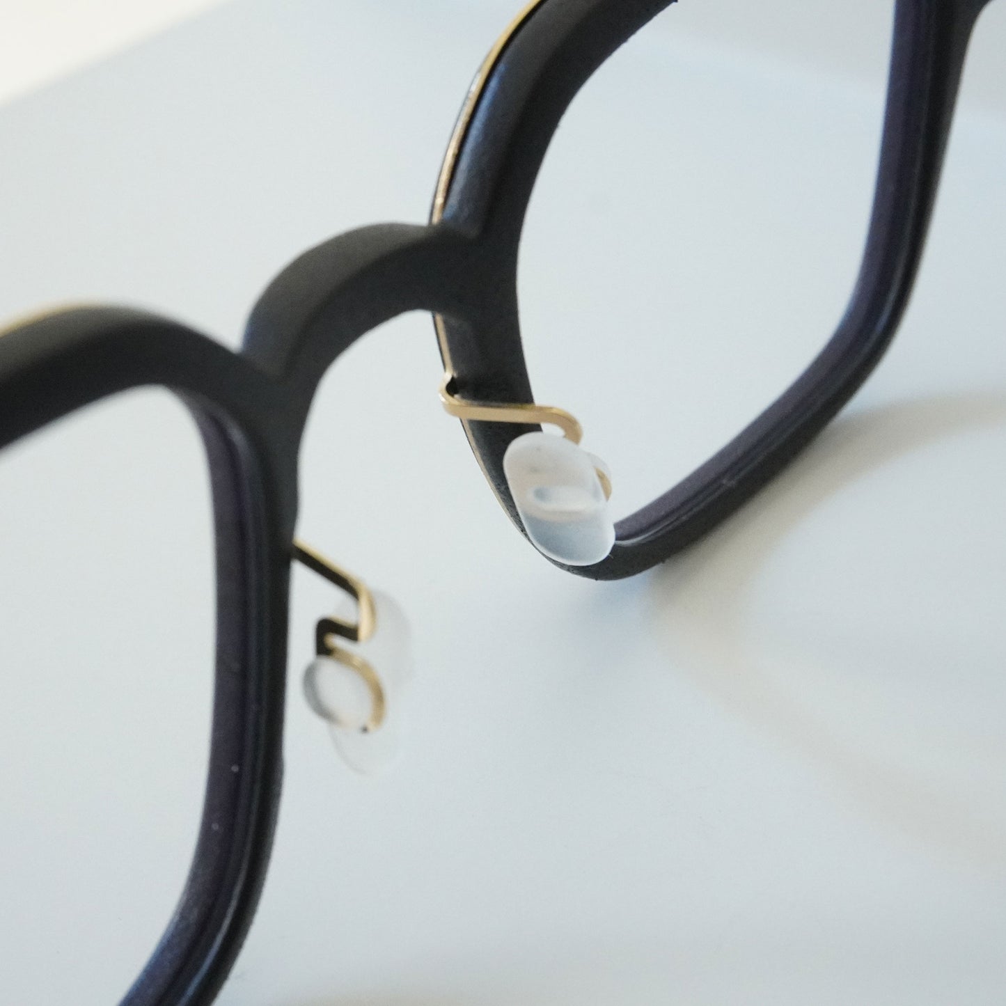 ROWAN (PITCH BLACK/GLOSSY GOLD)